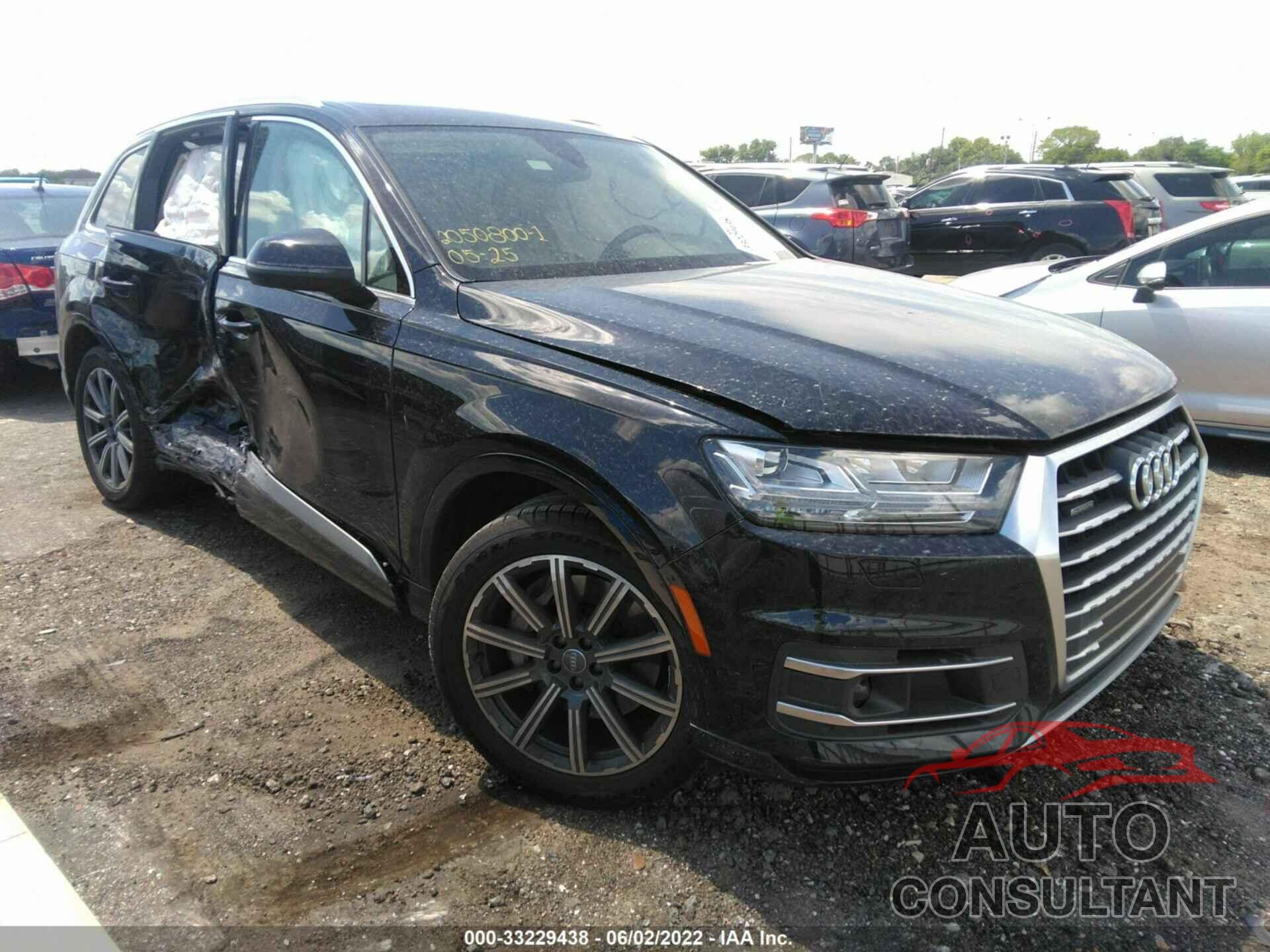 AUDI Q7 2017 - WA1LHAF76HD056460