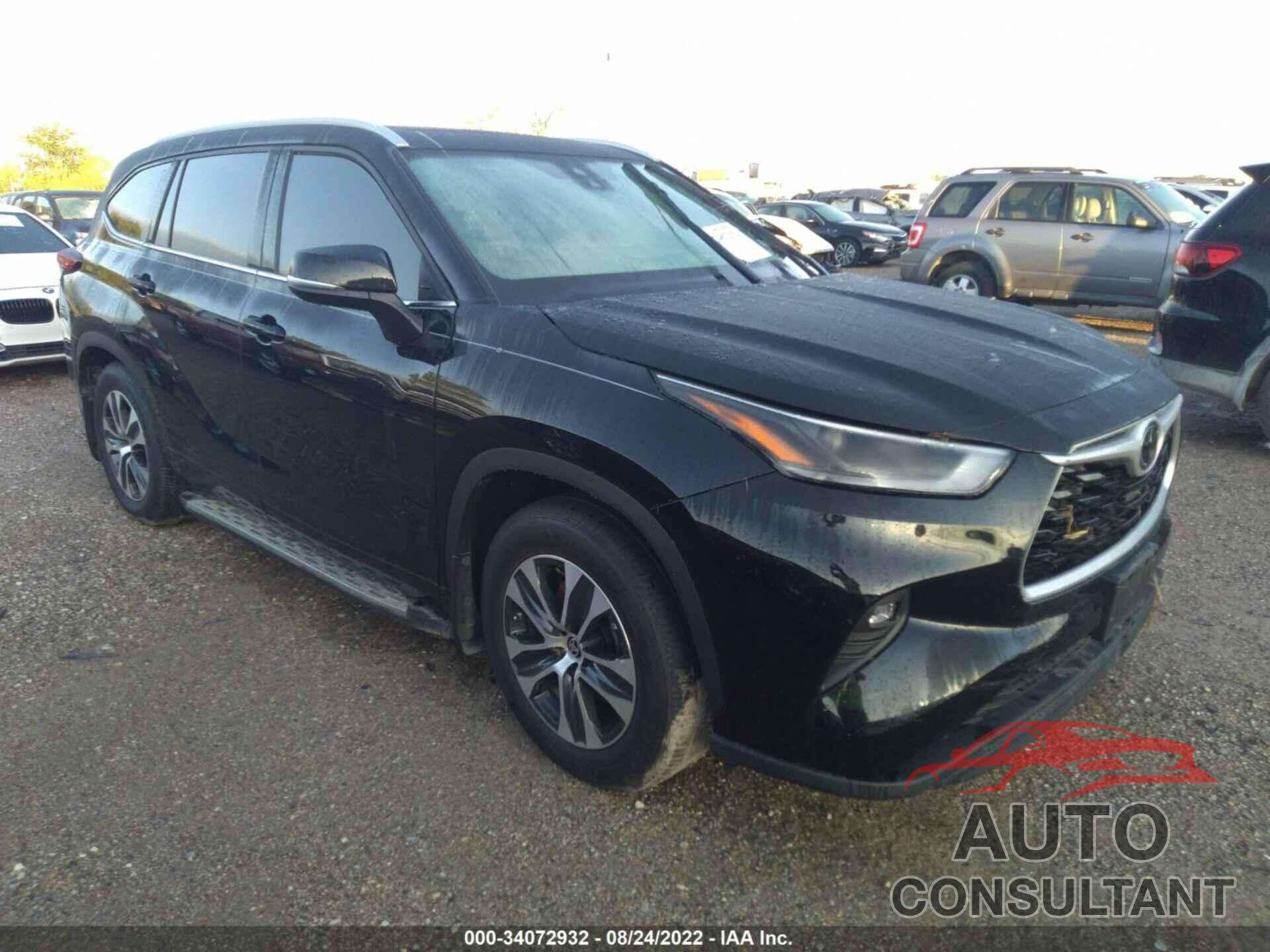 TOYOTA HIGHLANDER 2022 - 5TDGZRAH3NS112809
