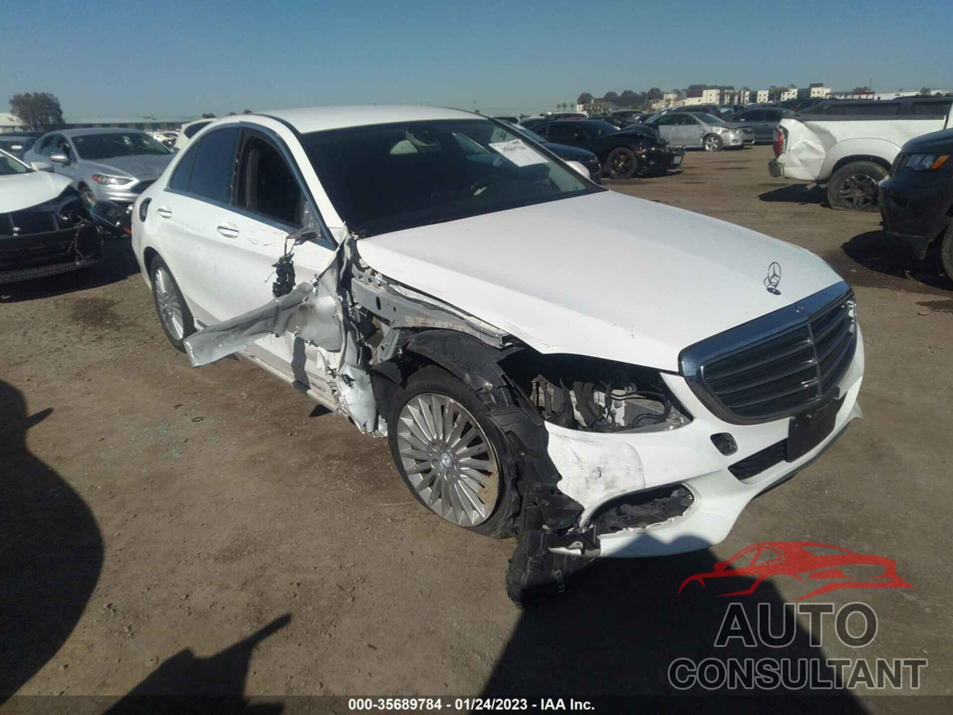 MERCEDES-BENZ C-CLASS 2016 - 55SWF4JB5GU170834