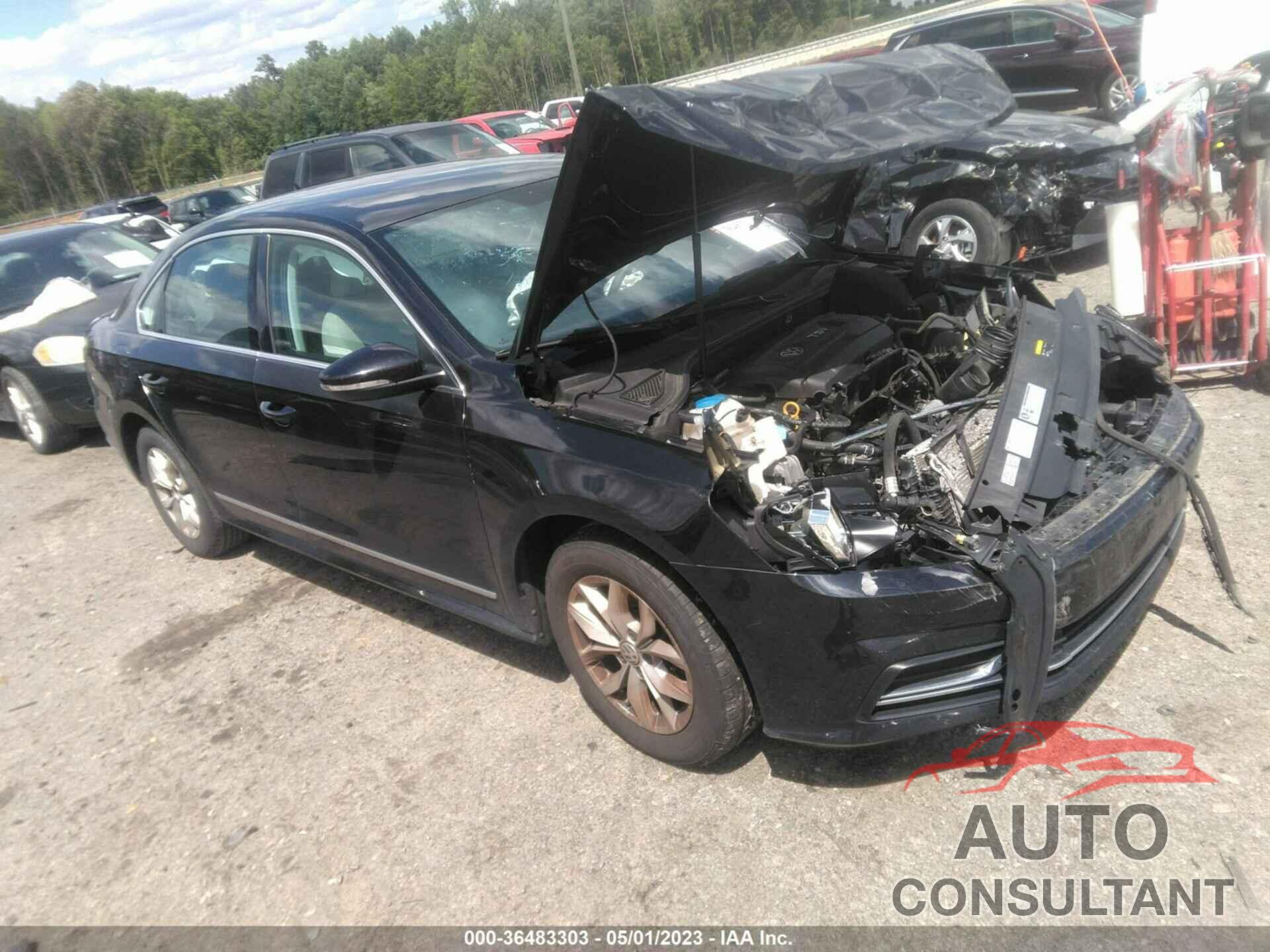 VOLKSWAGEN PASSAT 2017 - 1VWAT7A33HC023597