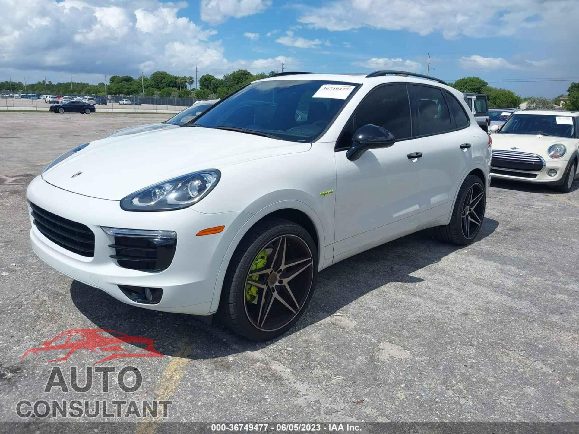 PORSCHE CAYENNE 2016 - WP1AE2A2XGLA17378