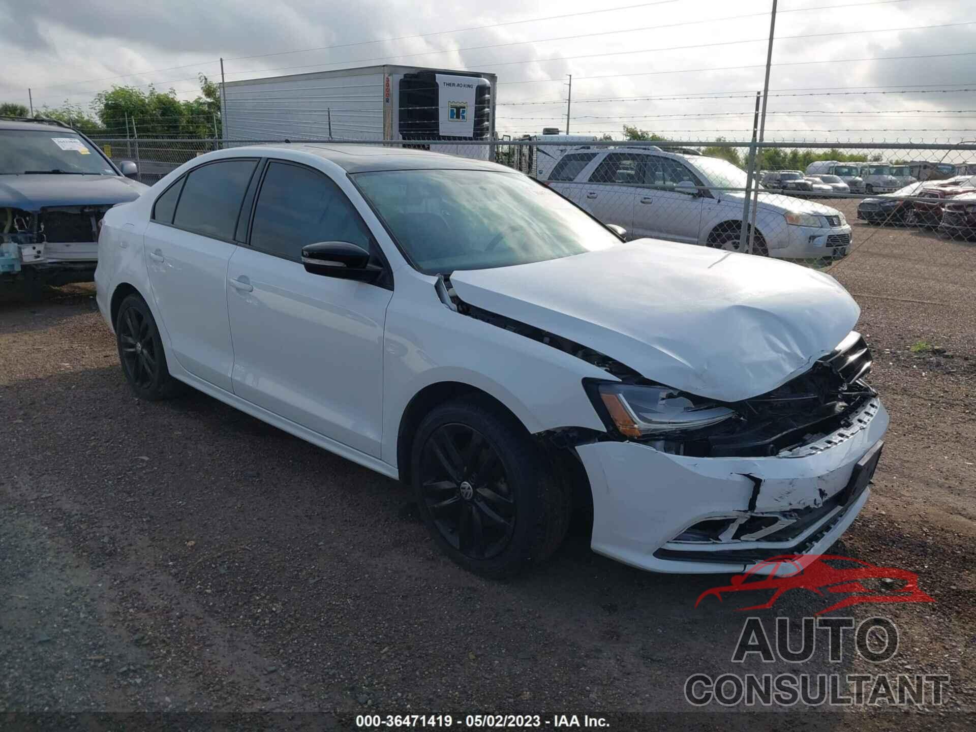 VOLKSWAGEN JETTA 2018 - 3VWD17AJ4JM255678