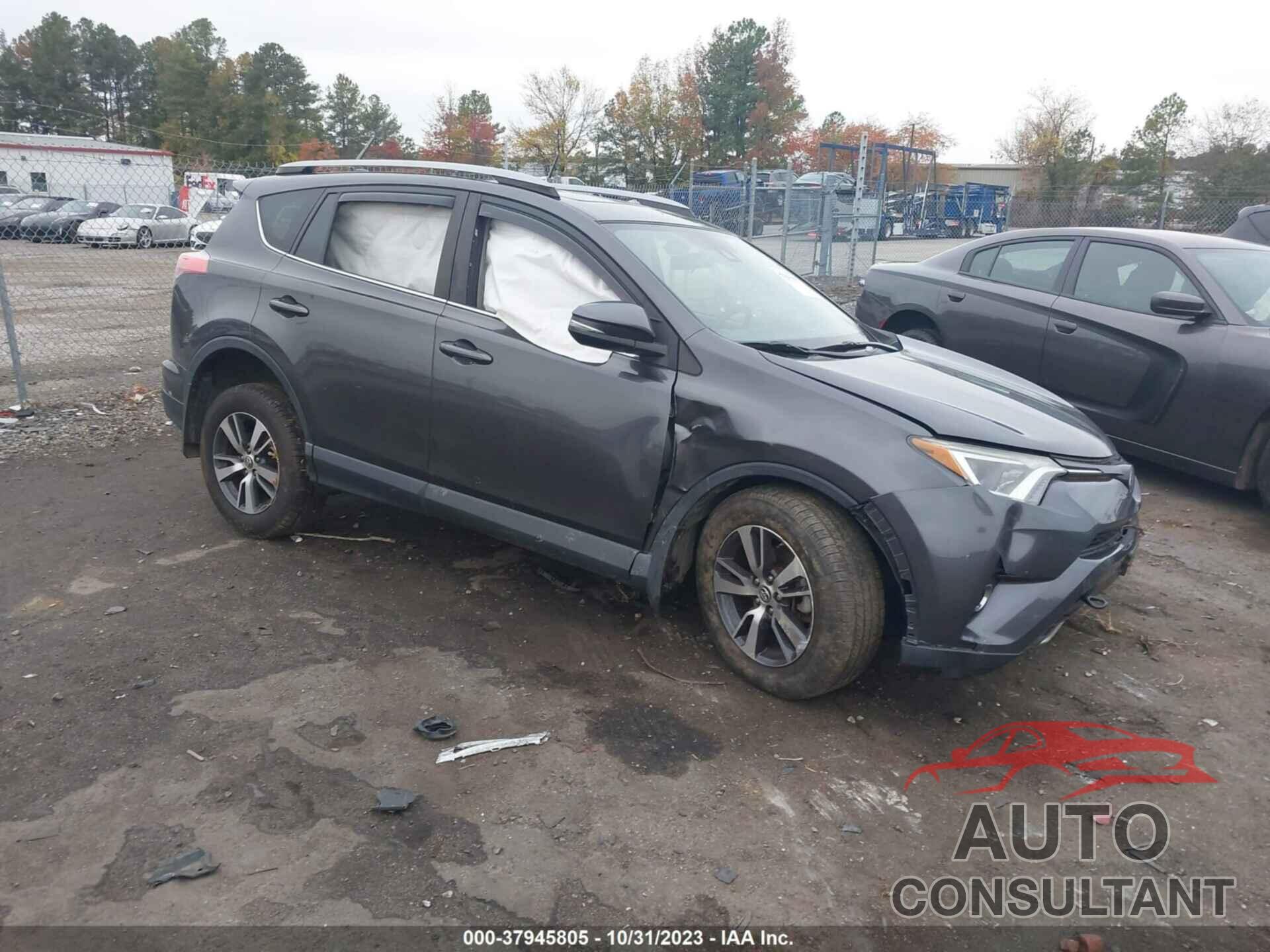 TOYOTA RAV4 2017 - JTMRFREV8HJ118950