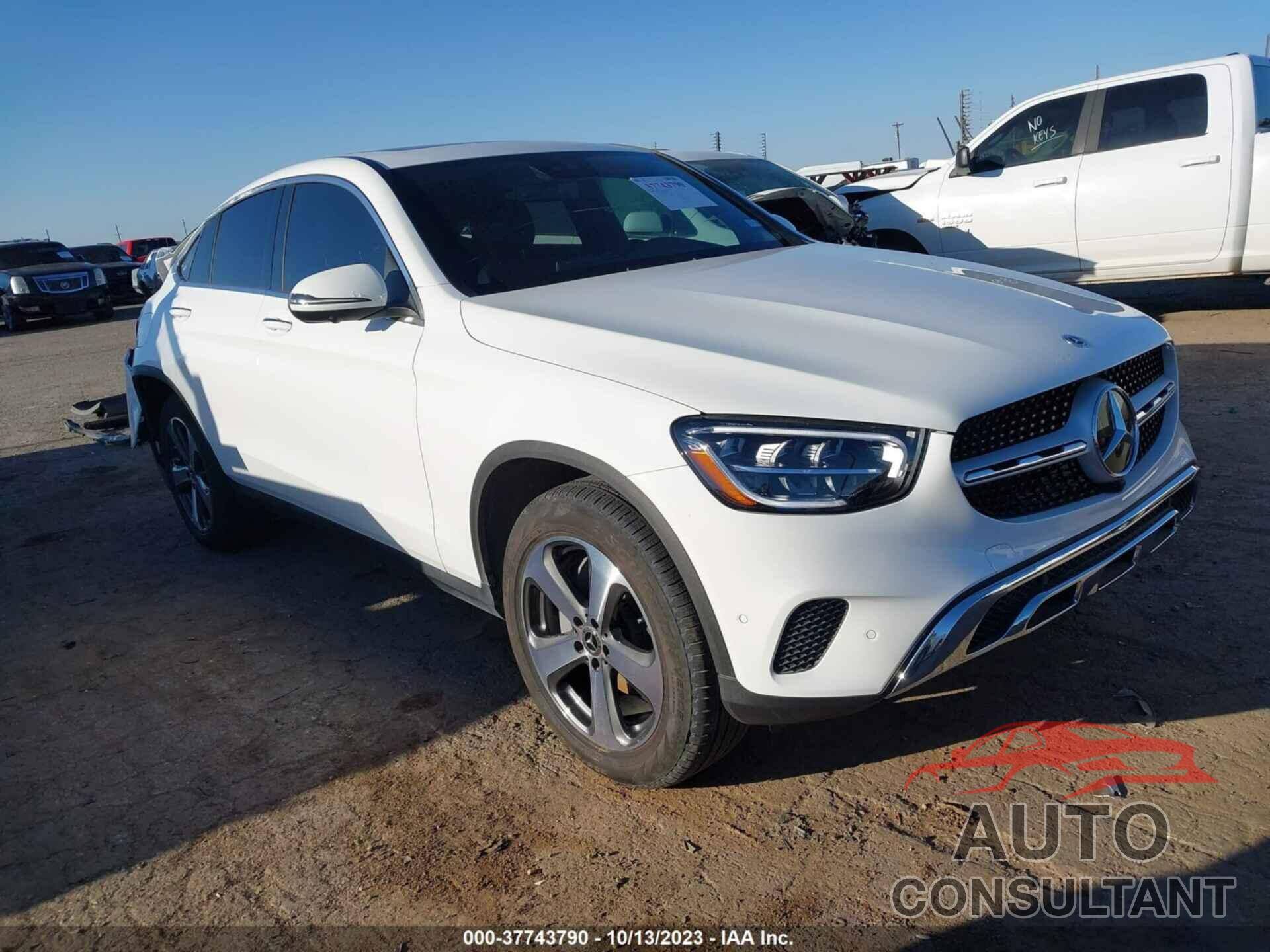 MERCEDES-BENZ GLC 300 2023 - W1N0J8EB3PG164472