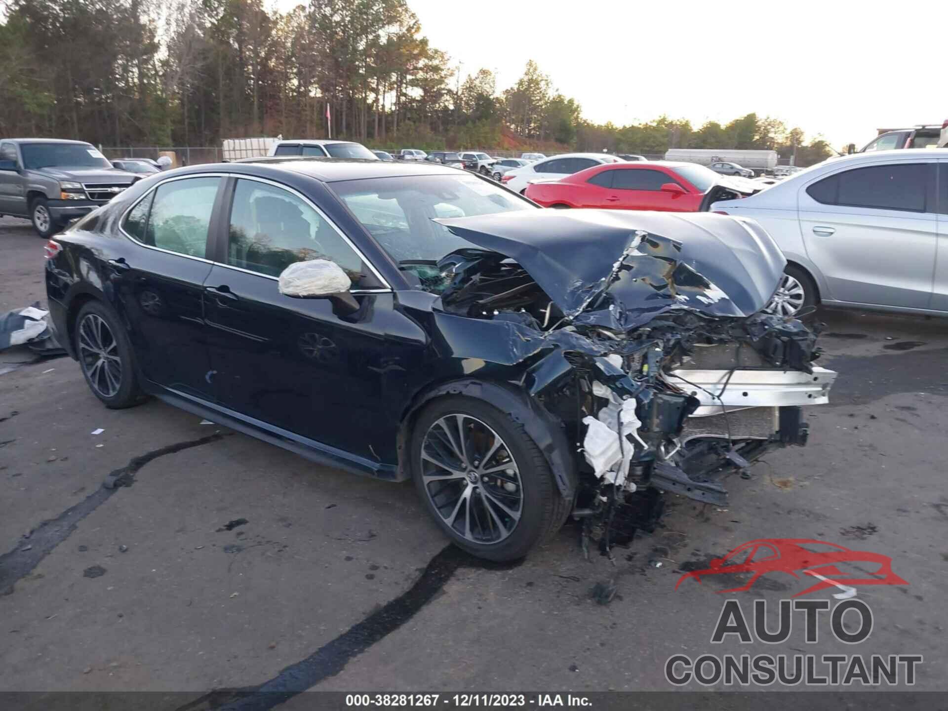 TOYOTA CAMRY 2020 - 4T1G11AK3LU331794