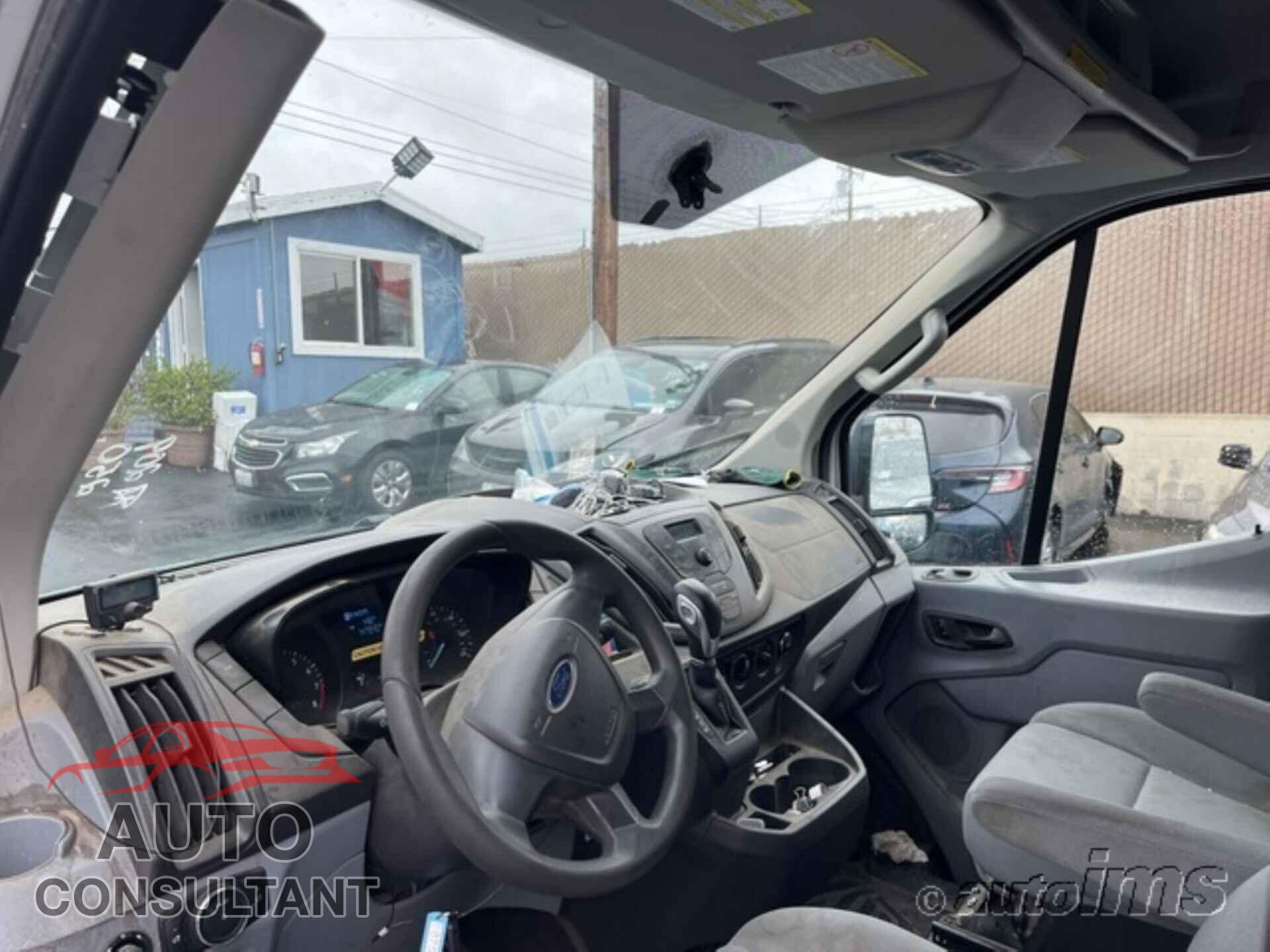 FORD TRANSIT 2015 - 1FTNR2CM2FKA81912
