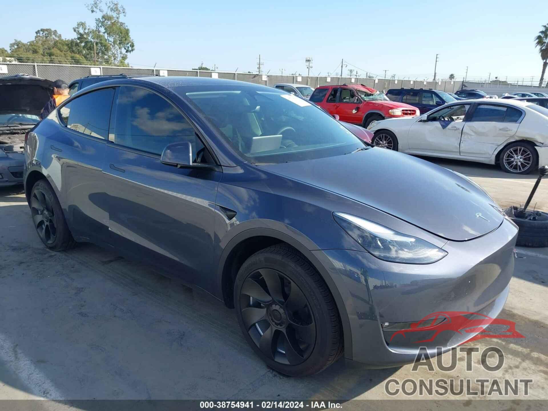 TESLA MODEL Y 2023 - 7SAYGDEDXPF956263