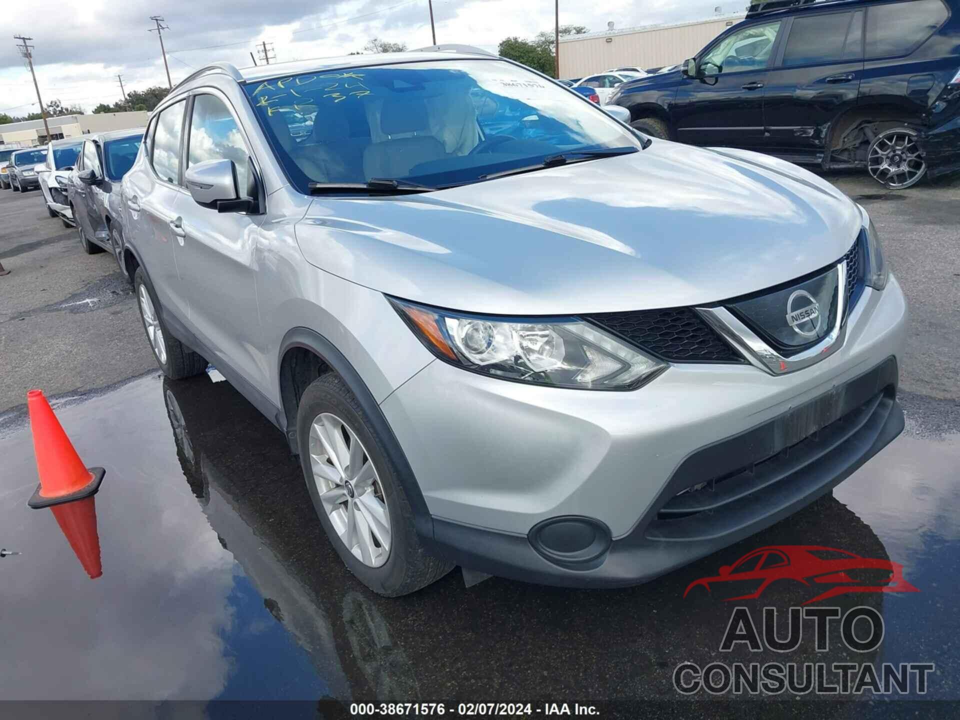 NISSAN ROGUE SPORT 2019 - JN1BJ1CP0KW231245