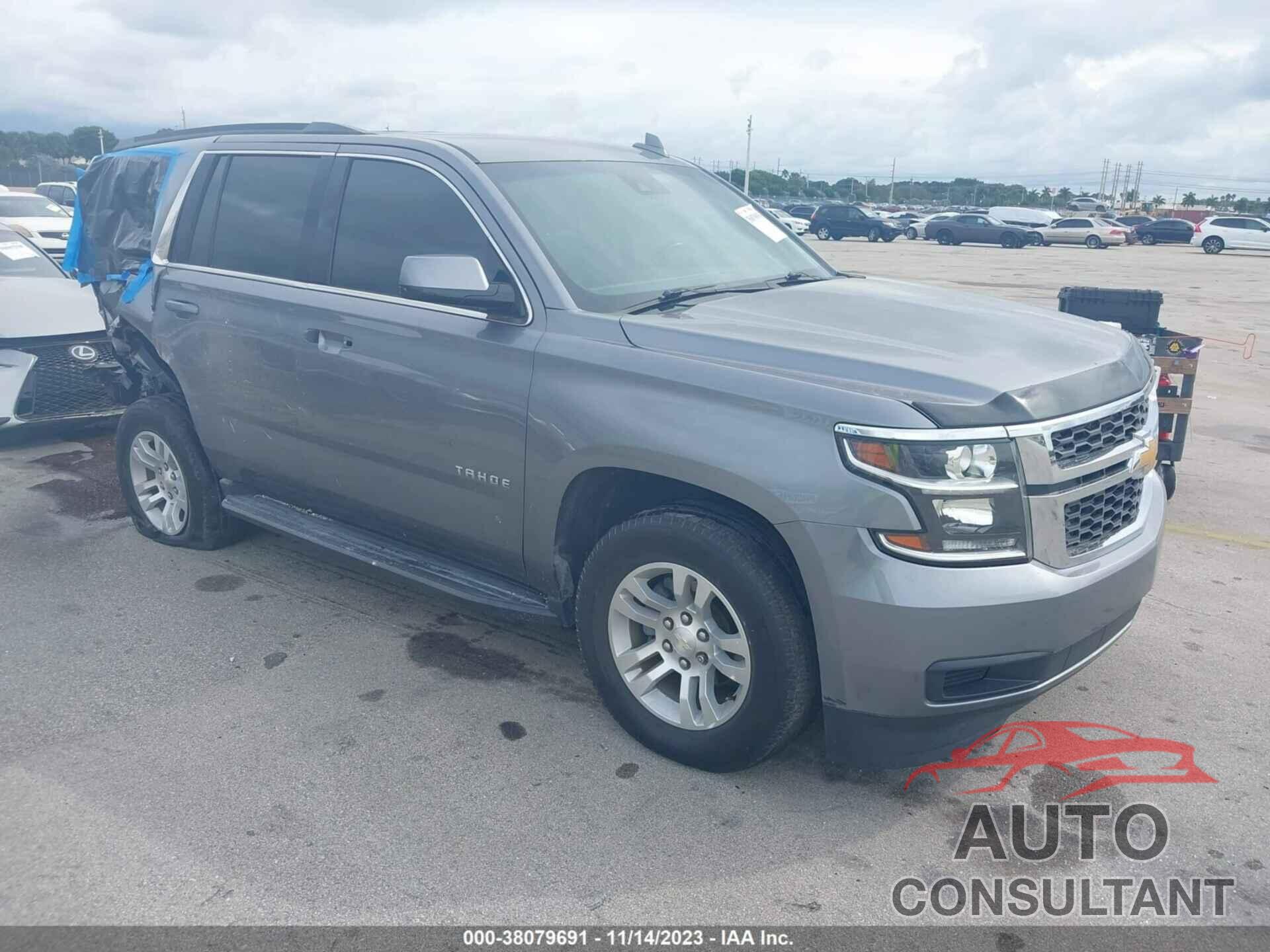 CHEVROLET TAHOE 2018 - 1GNSCBKC6JR257140