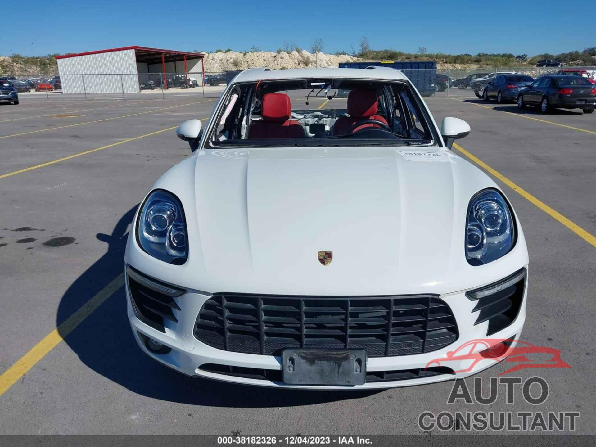 PORSCHE MACAN 2018 - WP1AA2A56JLB01033