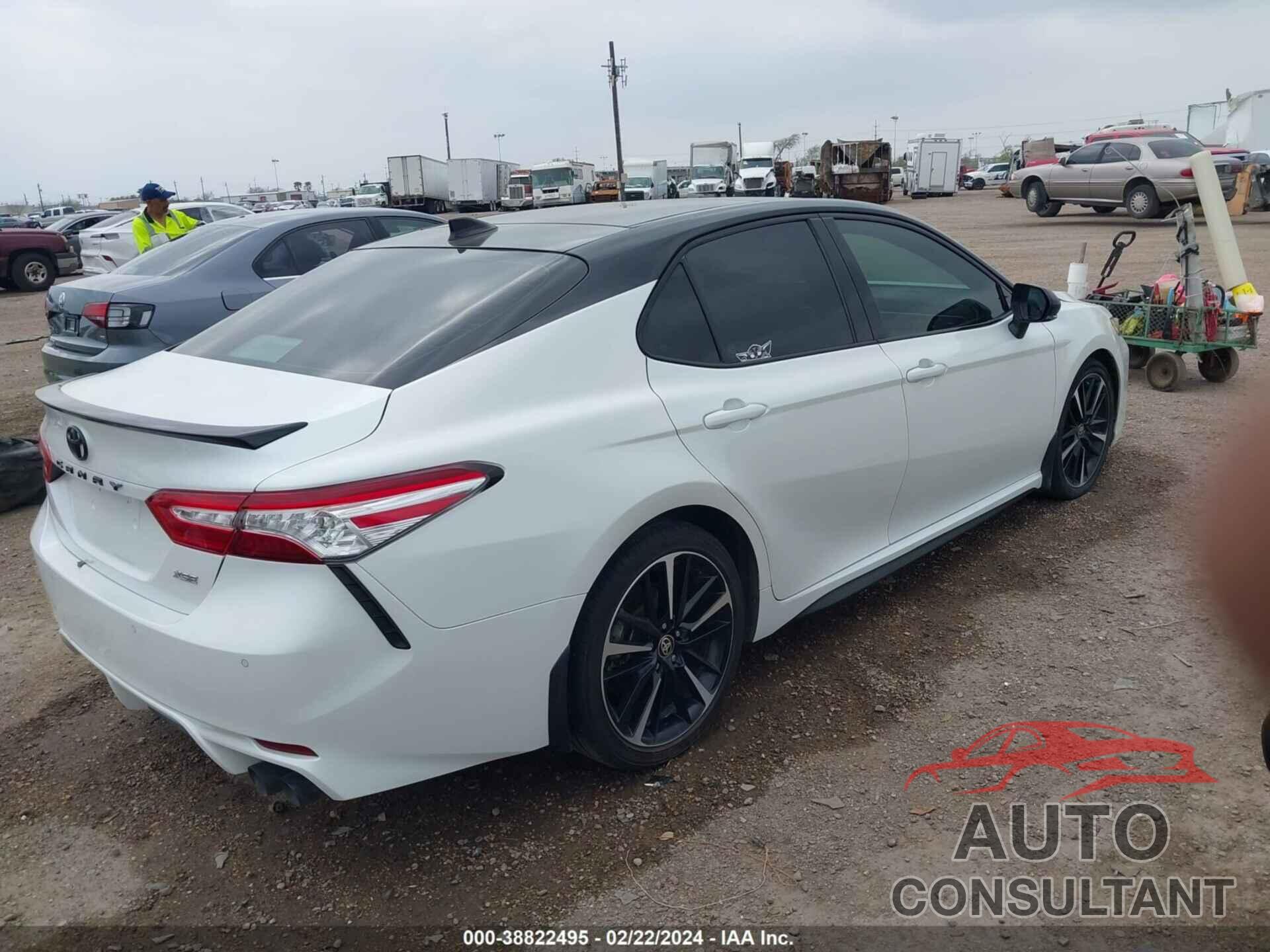 TOYOTA CAMRY 2020 - 4T1KZ1AKXLU046853