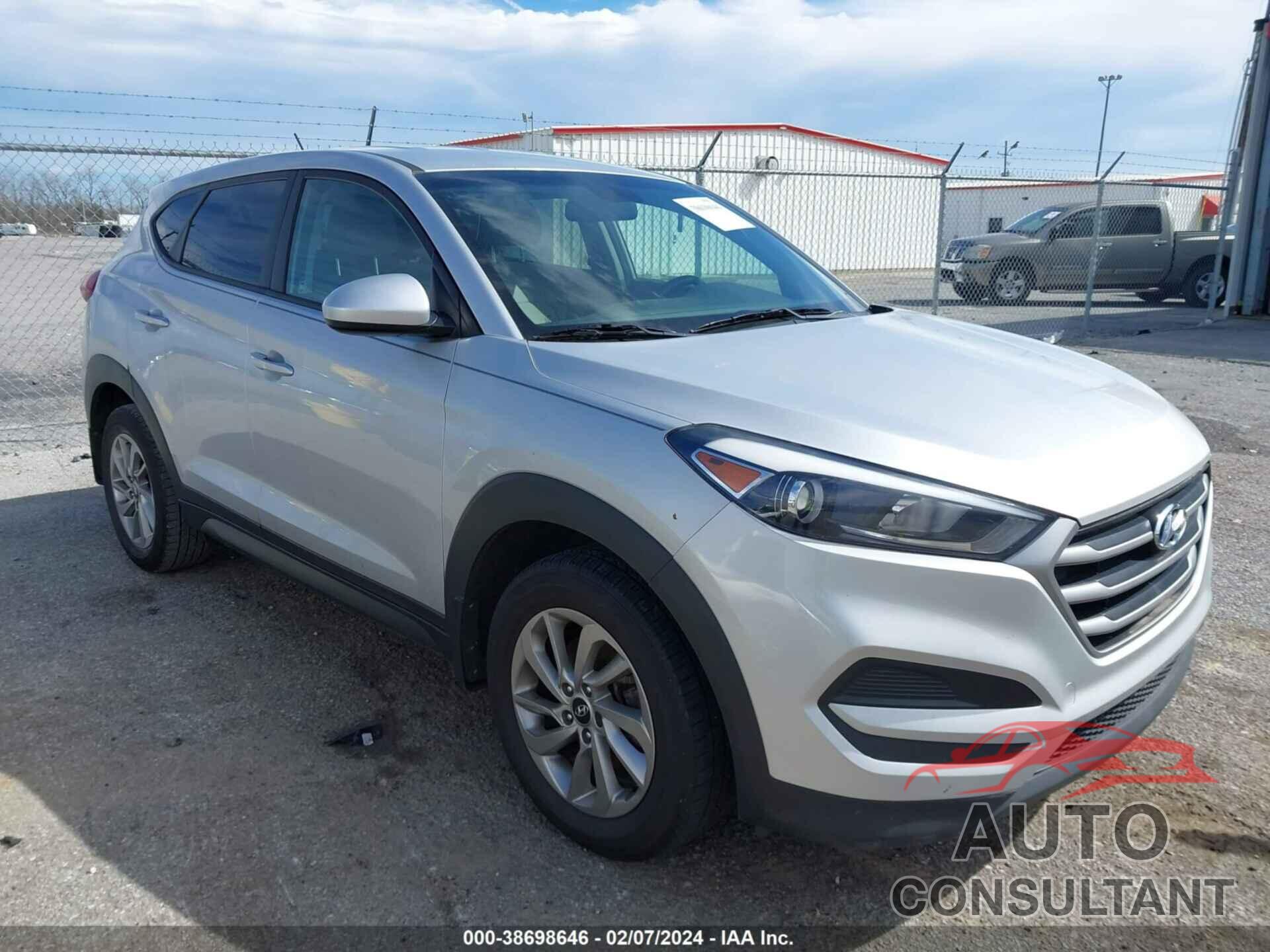 HYUNDAI TUCSON 2018 - KM8J23A41JU810549