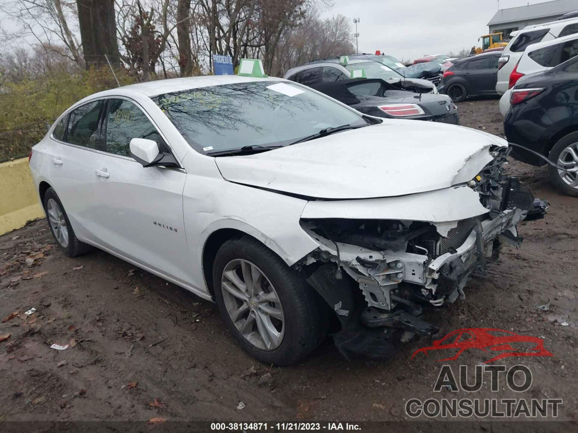 CHEVROLET MALIBU 2018 - 1G1ZD5ST3JF185667