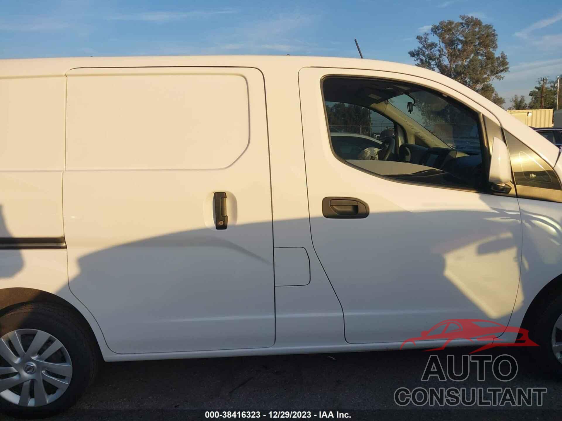 NISSAN NV200 COMPACT CARGO 2020 - 3N6CM0KN5LK703775