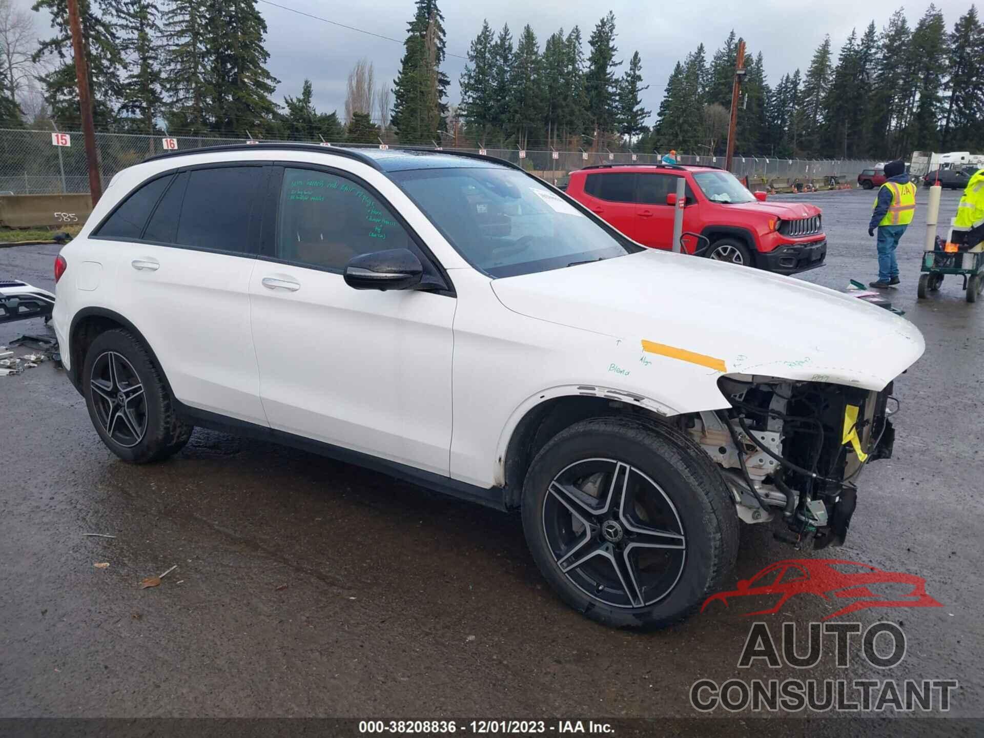 MERCEDES-BENZ GLC 300 2021 - W1N0G8EB9MV276201