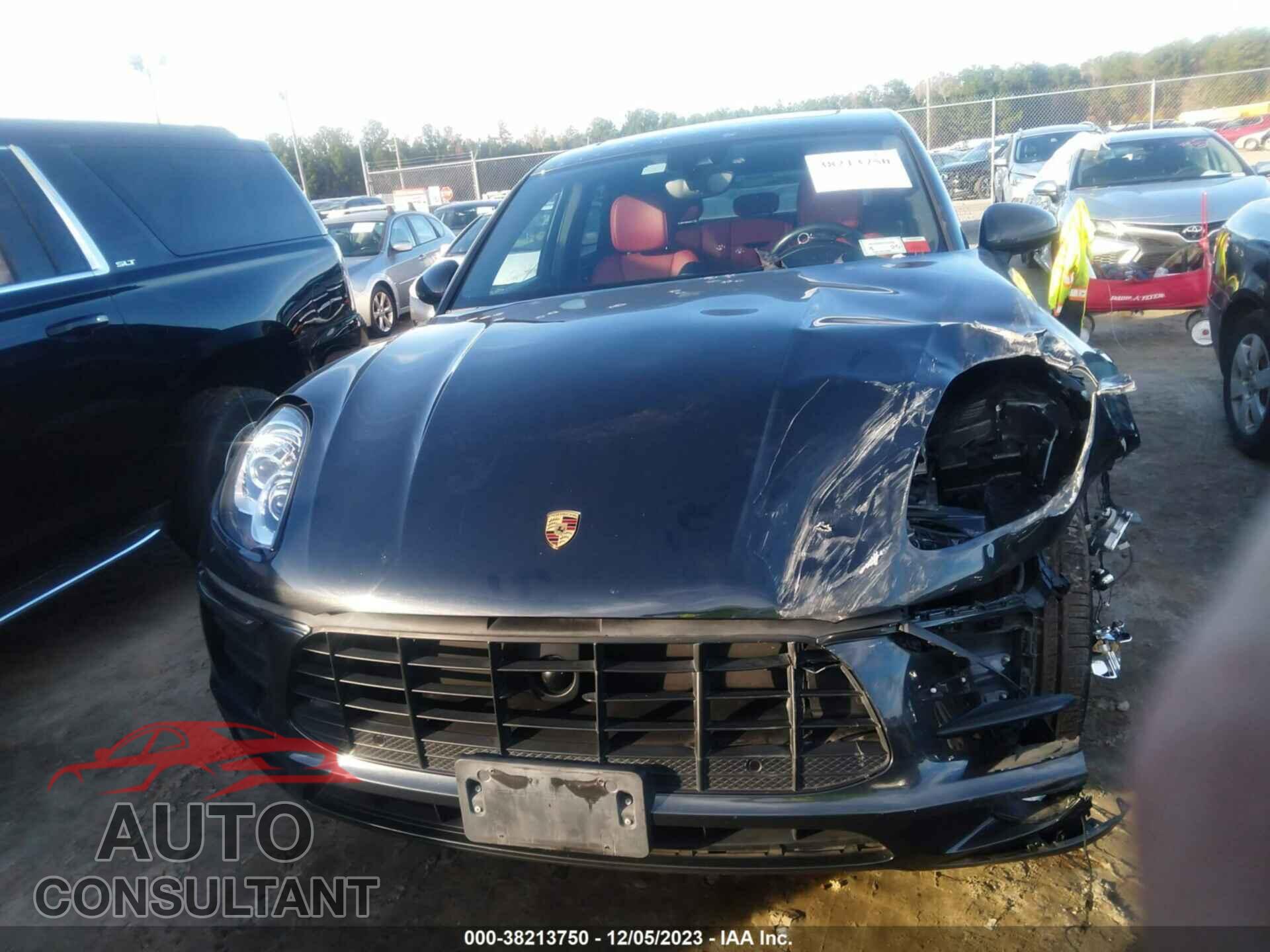 PORSCHE MACAN 2018 - WP1AA2A52JLB10263