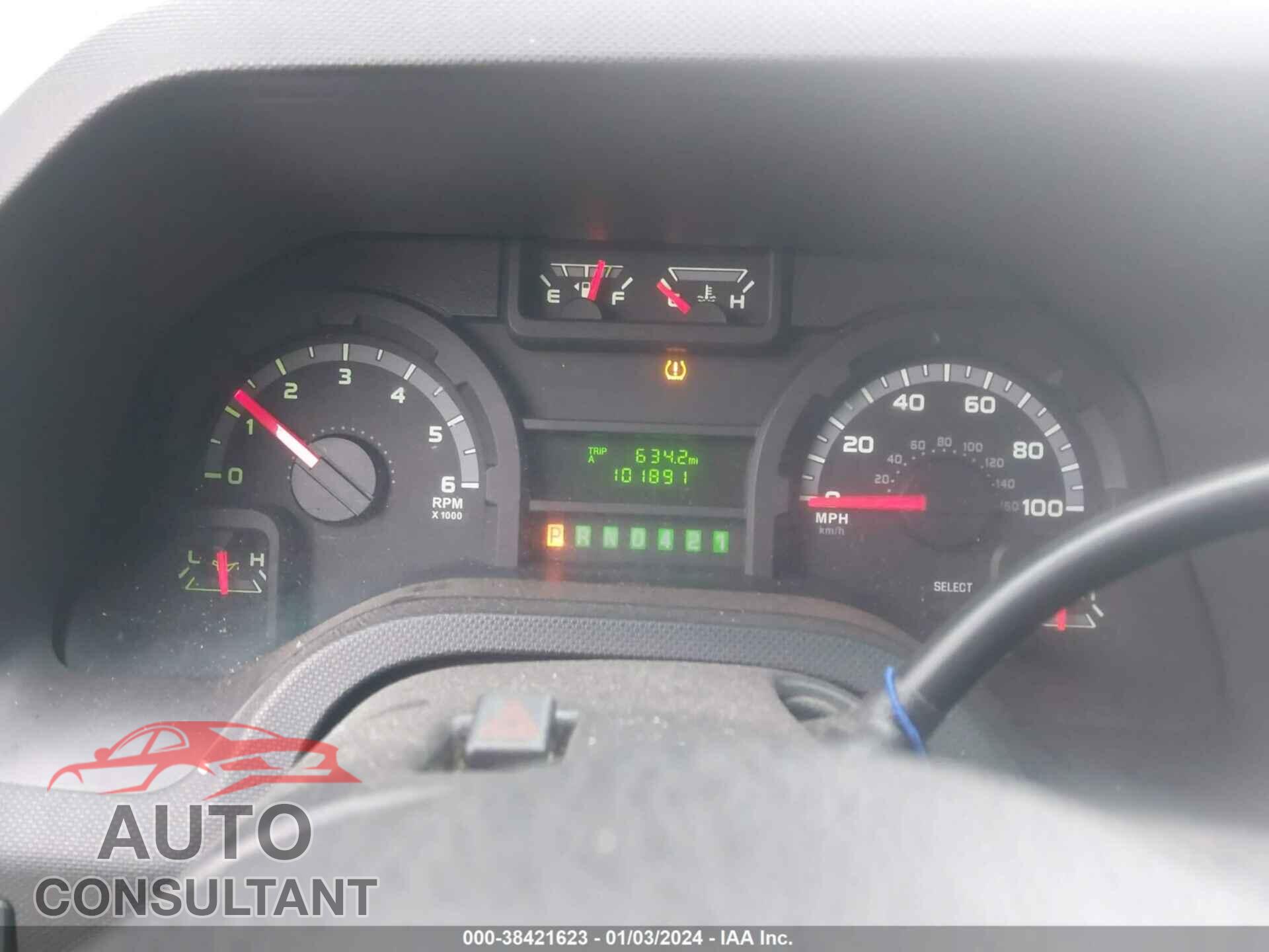 FORD ECONOLINE 2018 - 1FDWE3F63JDC03950