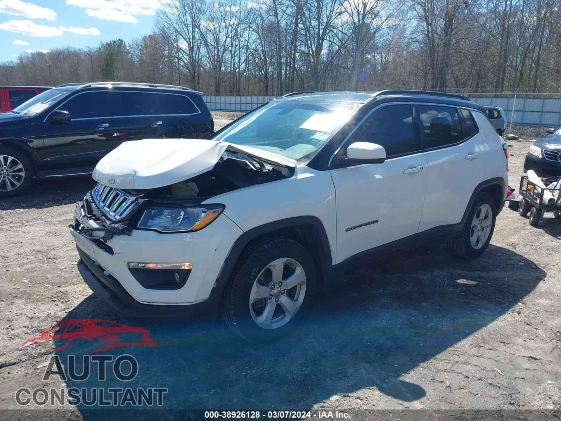 JEEP COMPASS 2018 - 3C4NJCBB4JT369144