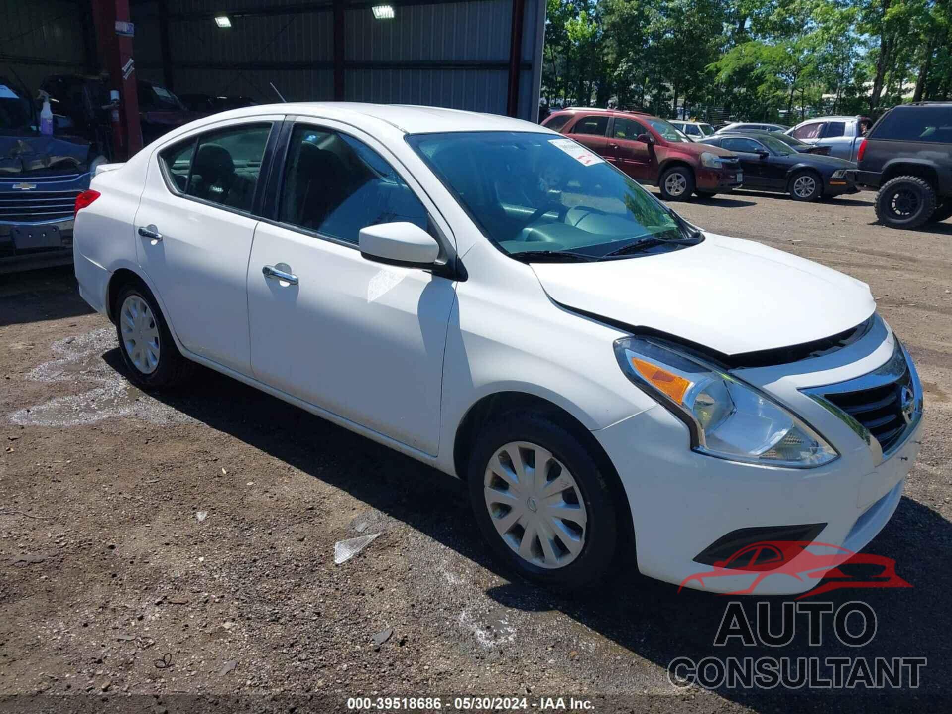 NISSAN VERSA 2017 - 3N1CN7APXHL837665