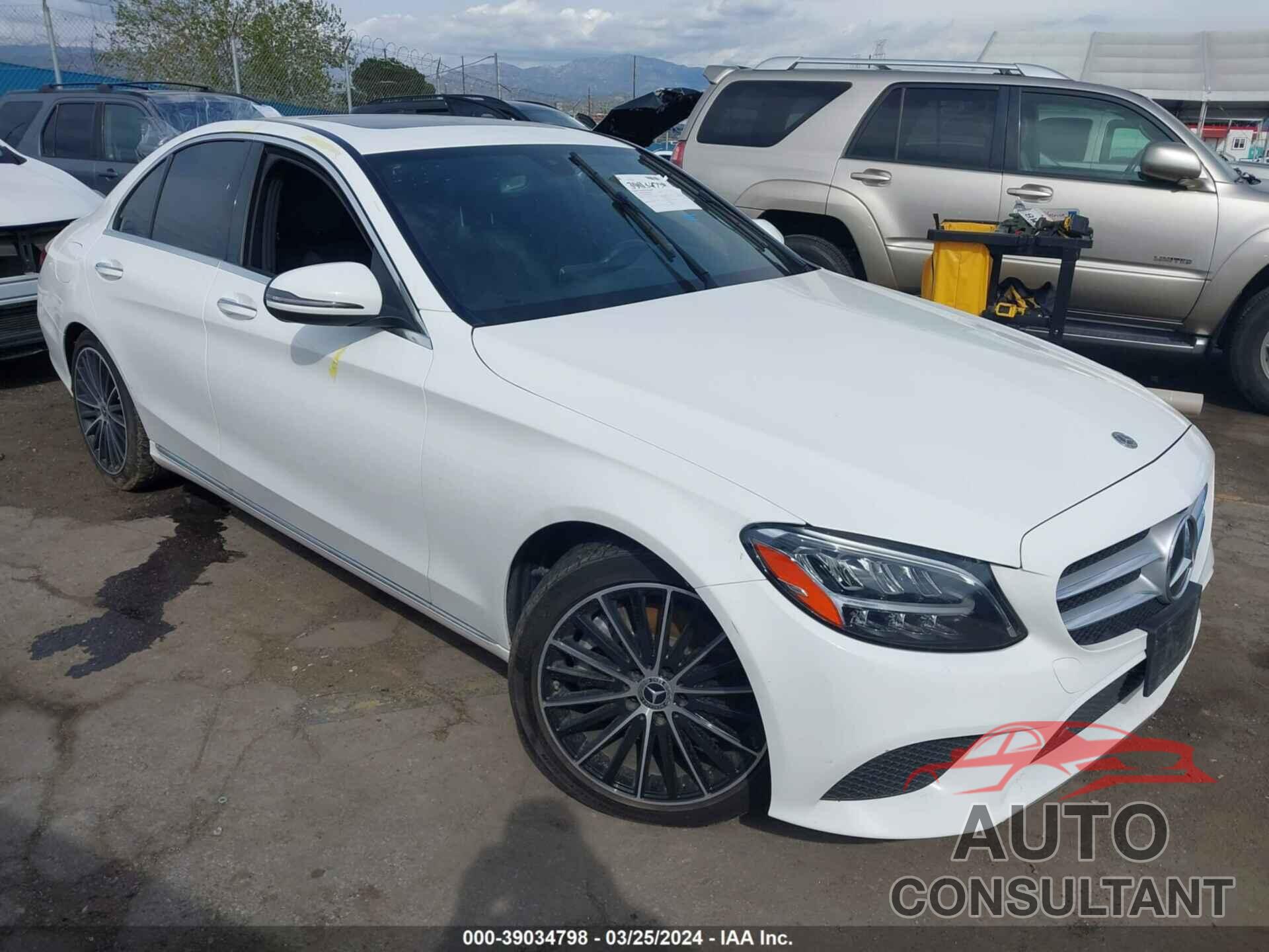 MERCEDES-BENZ C 300 2021 - W1KWF8DB4MR635605