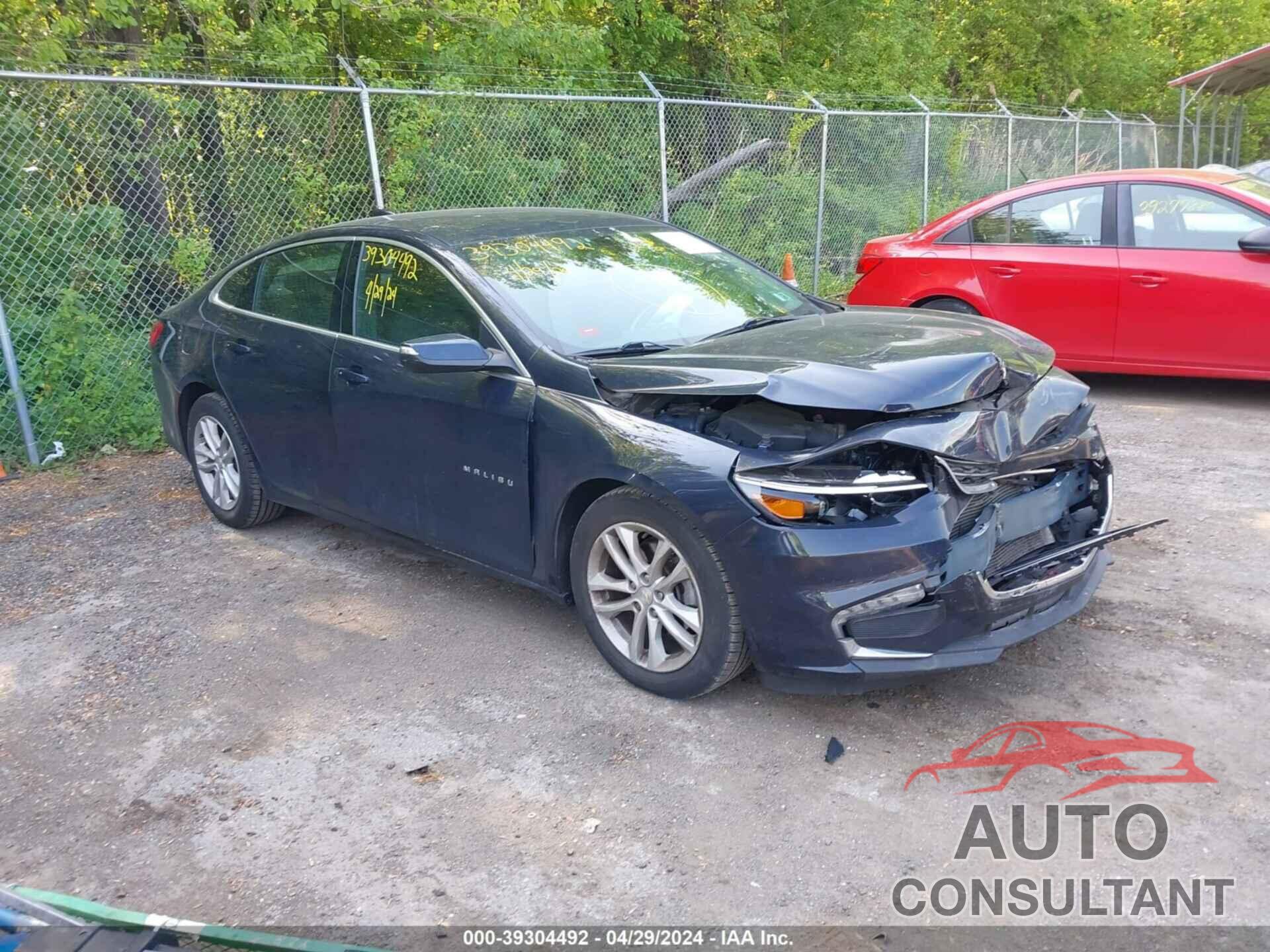 CHEVROLET MALIBU 2017 - 1G1ZE5ST7HF235736