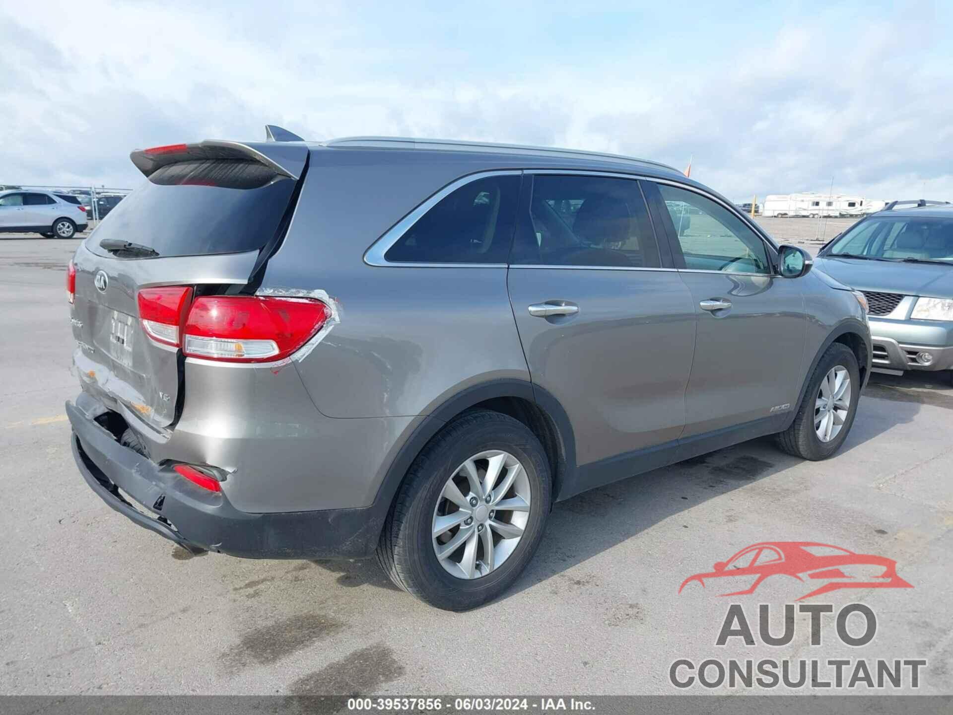 KIA SORENTO 2016 - 5XYPGDA50GG037808