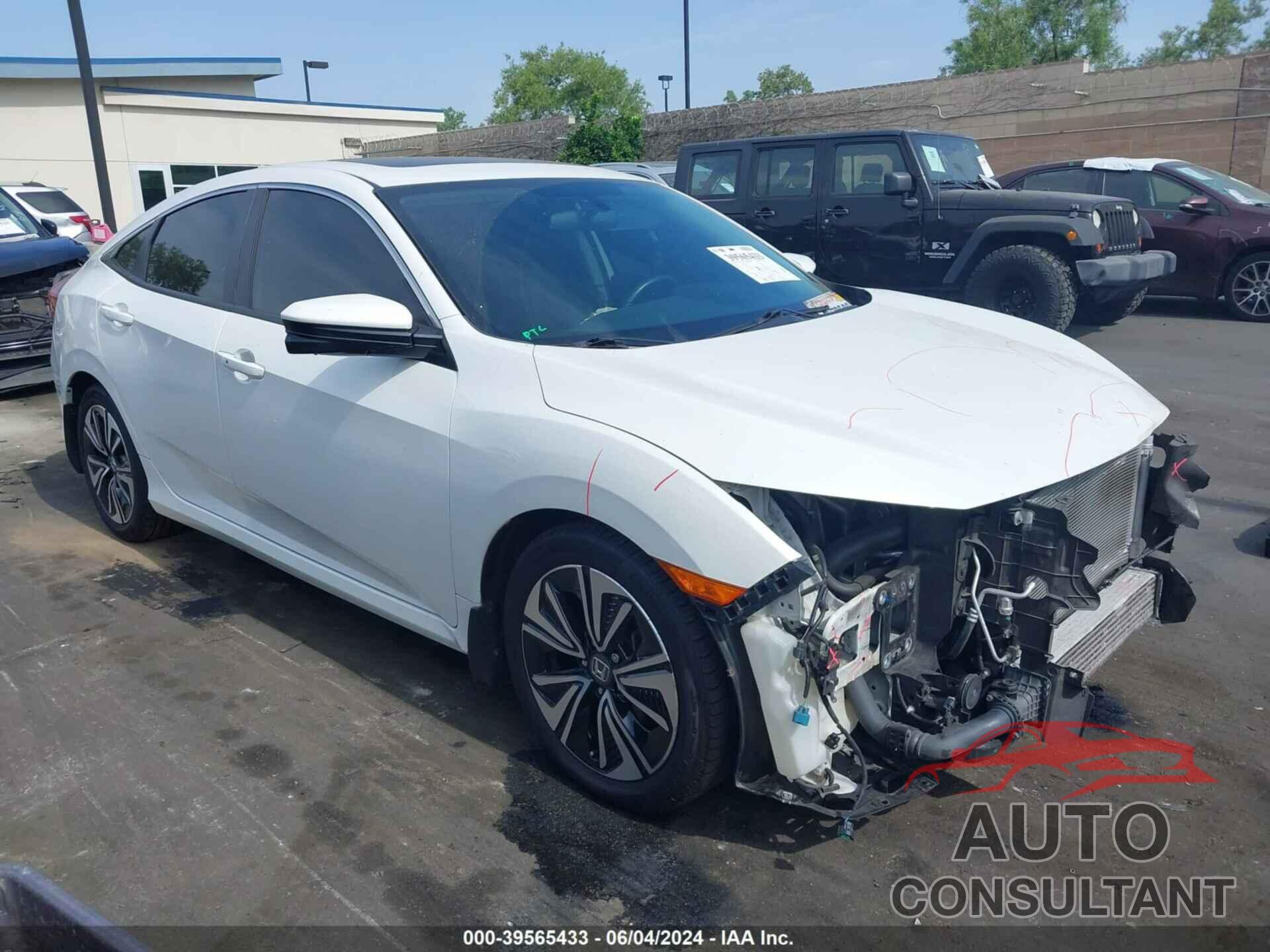 HONDA CIVIC 2018 - JHMFC1F36JX041734