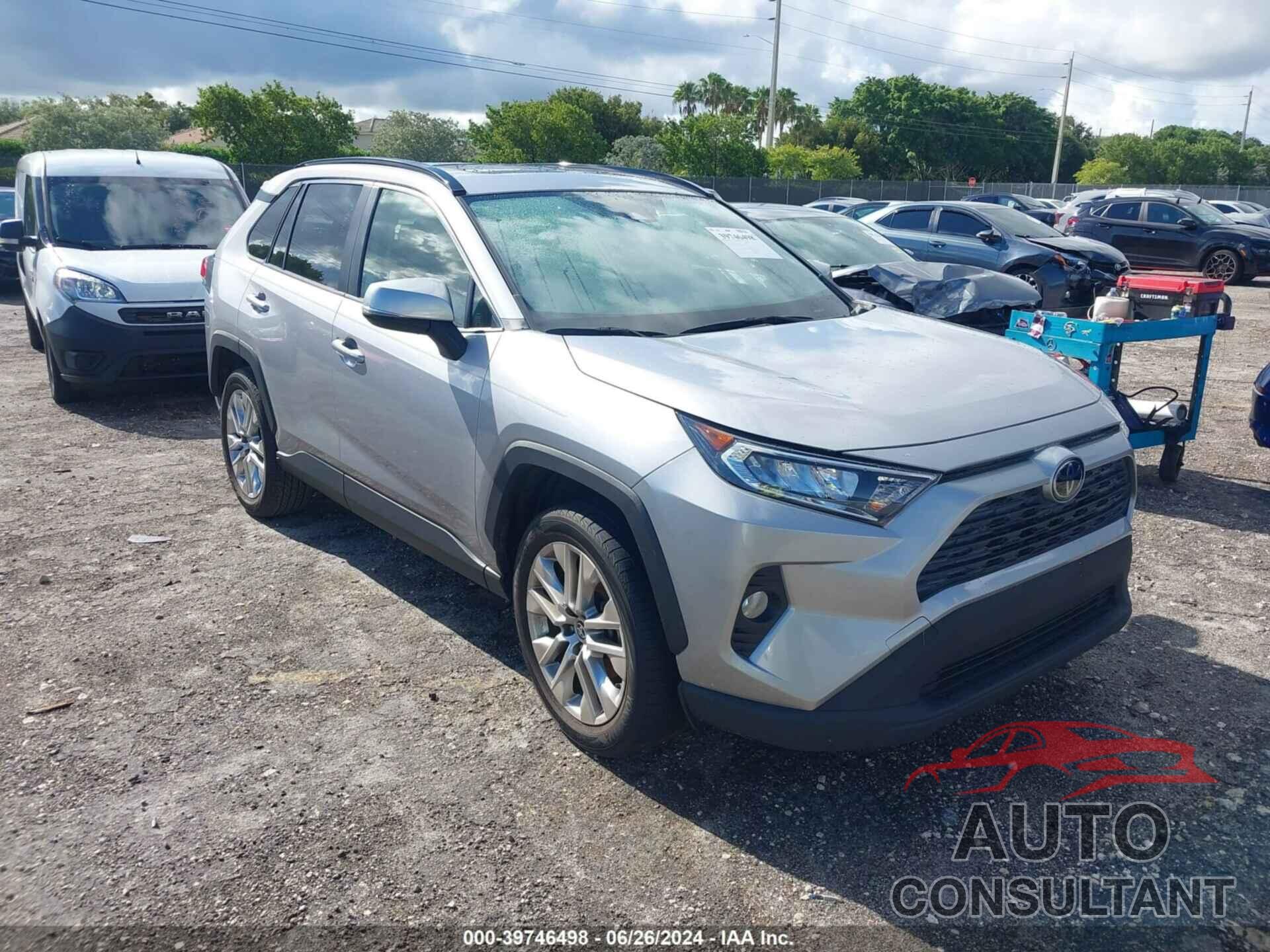 TOYOTA RAV4 2019 - JTMC1RFV4KD516472