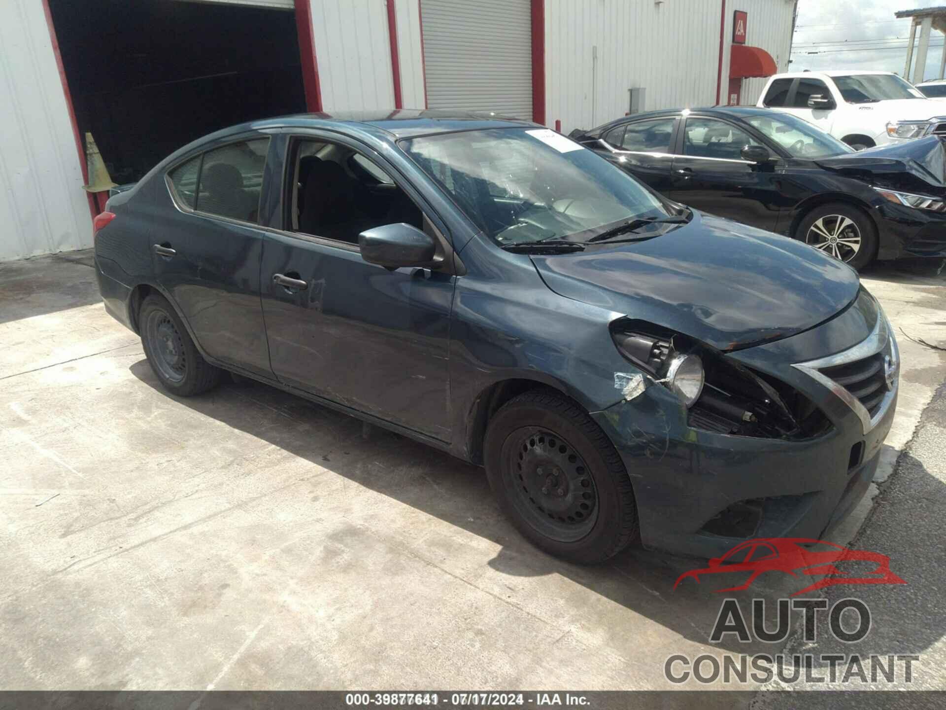 NISSAN VERSA 2017 - 3N1CN7AP4HL848189