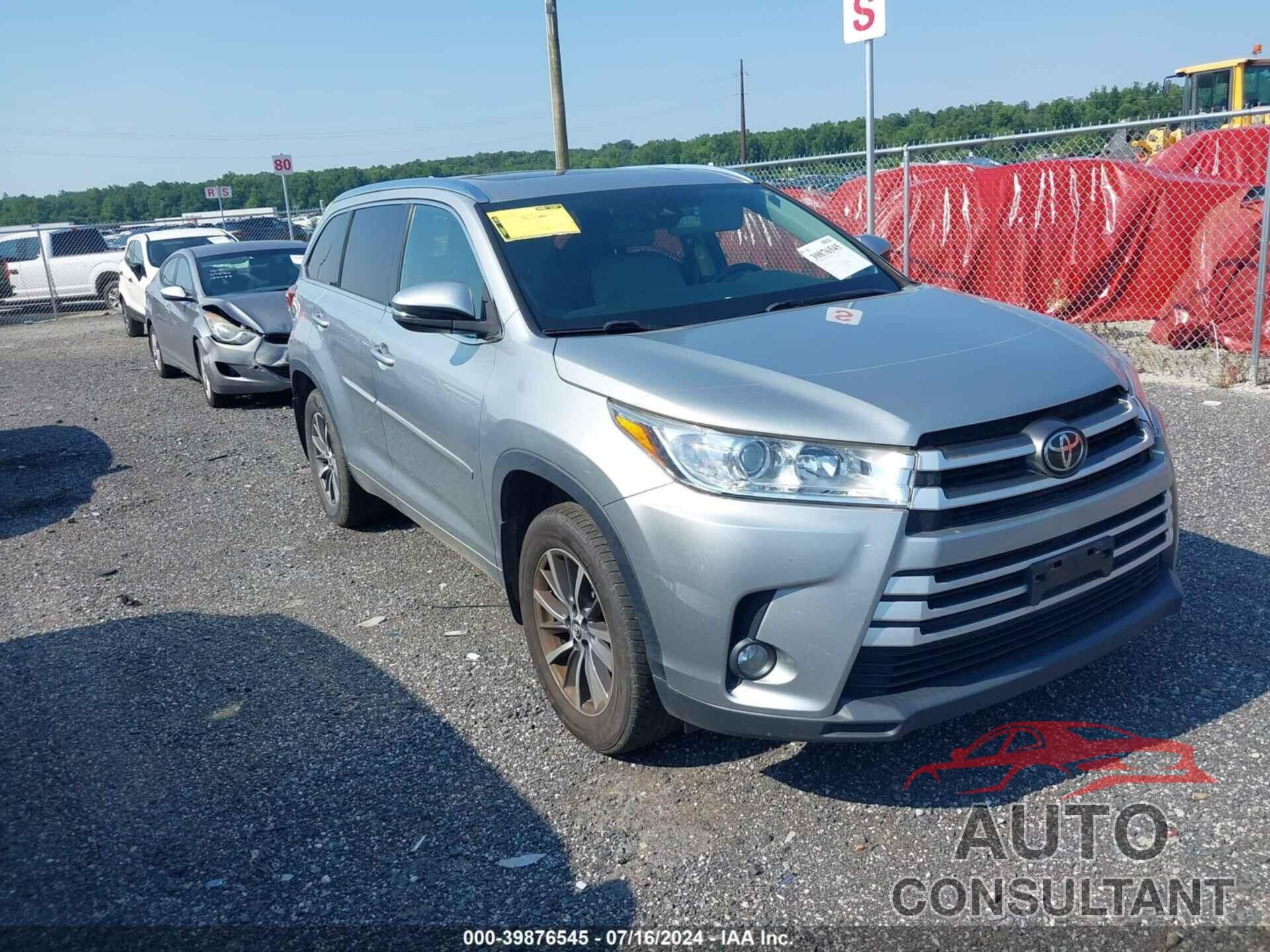 TOYOTA HIGHLANDER 2017 - 5TDJZRFH4HS430084