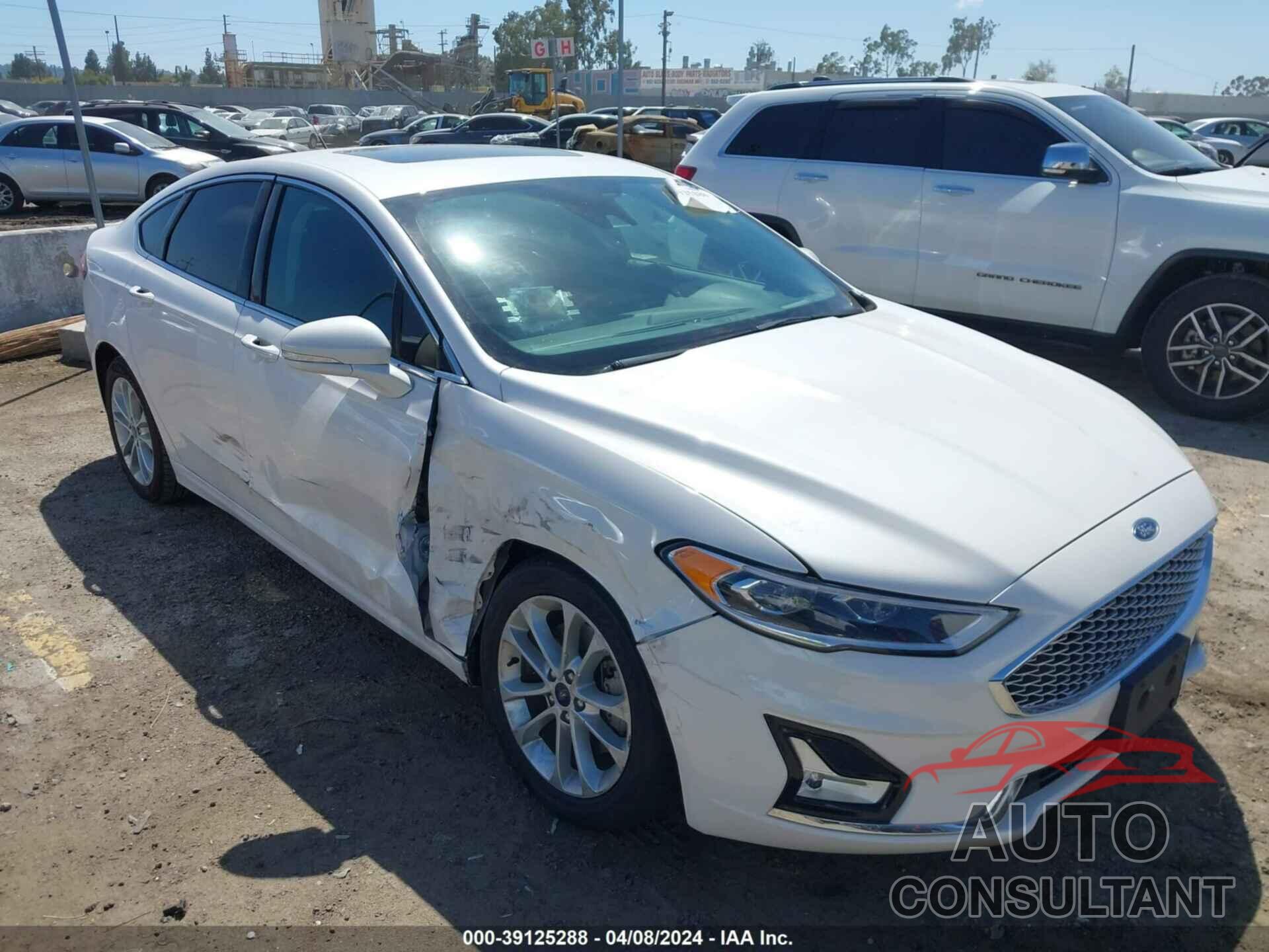 FORD FUSION ENERGI 2019 - 3FA6P0SUXKR216372