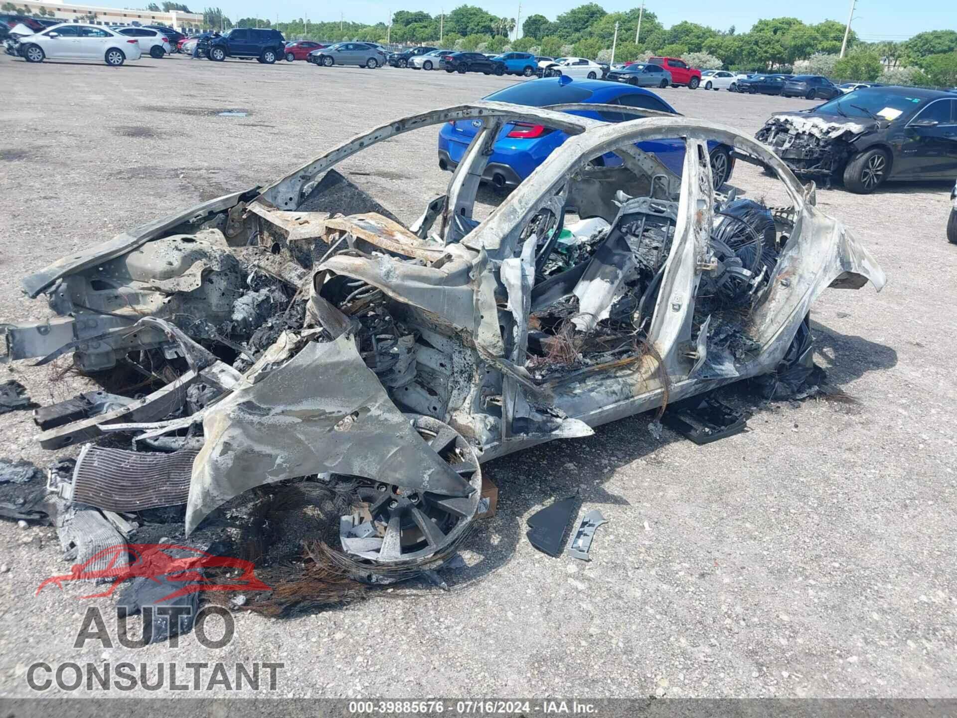 TESLA MODEL 3 2020 - 5YJ3E1EB2LF790843