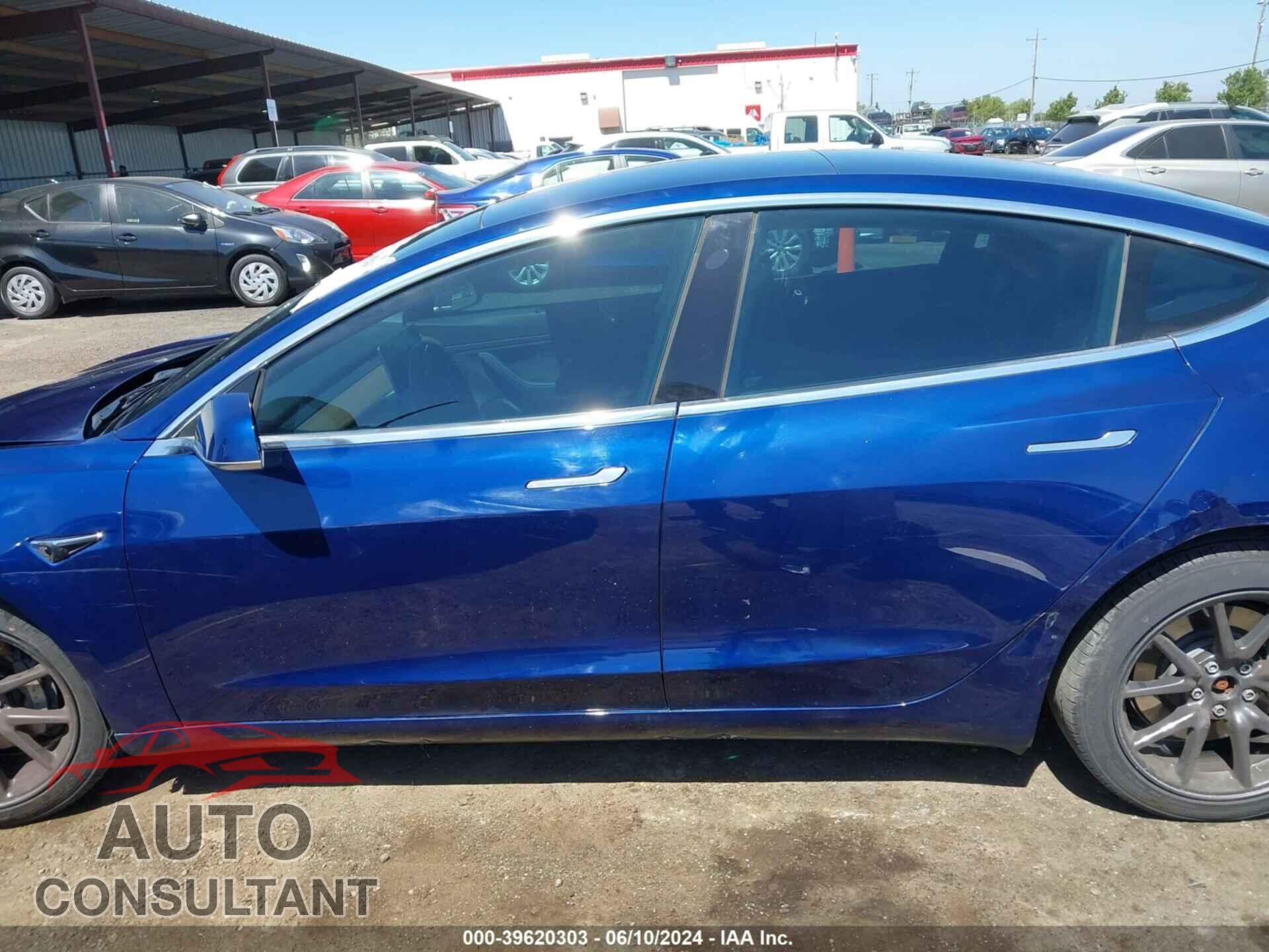 TESLA MODEL 3 2018 - 5YJ3E1EA2JF022526