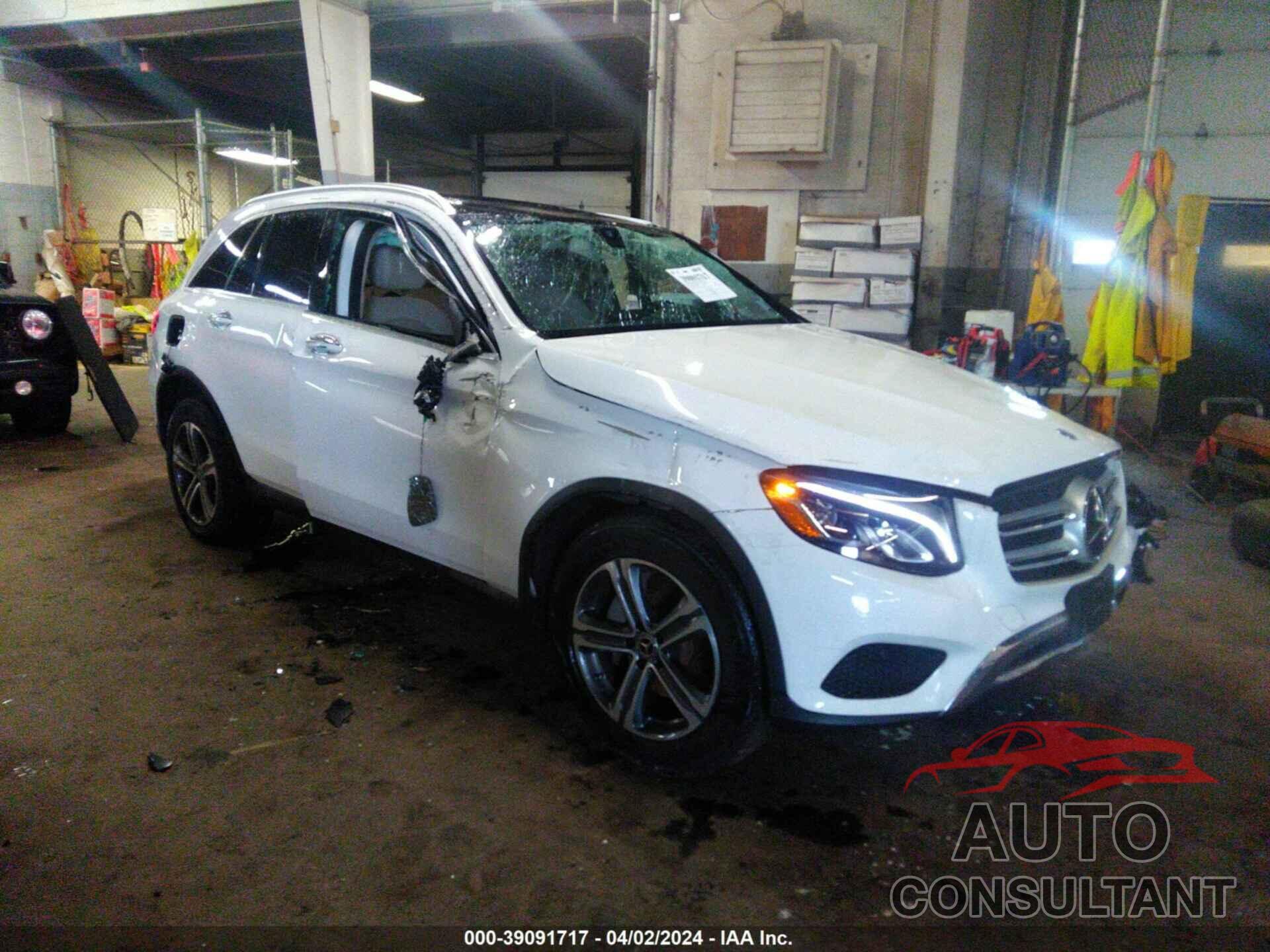 MERCEDES-BENZ GLC 300 2019 - WDC0G4KB9KV163862