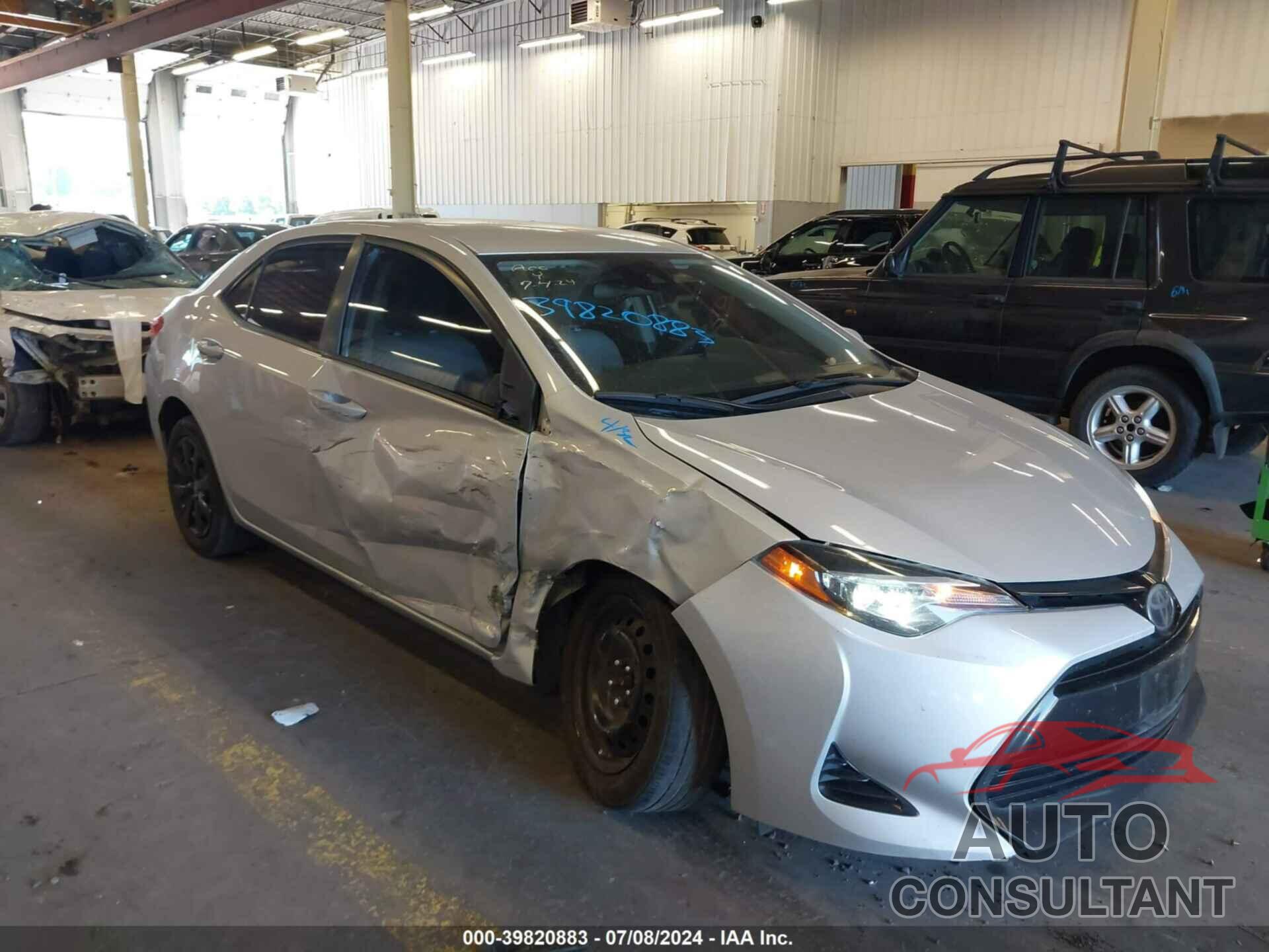 TOYOTA COROLLA 2018 - 2T1BURHE5JC044794