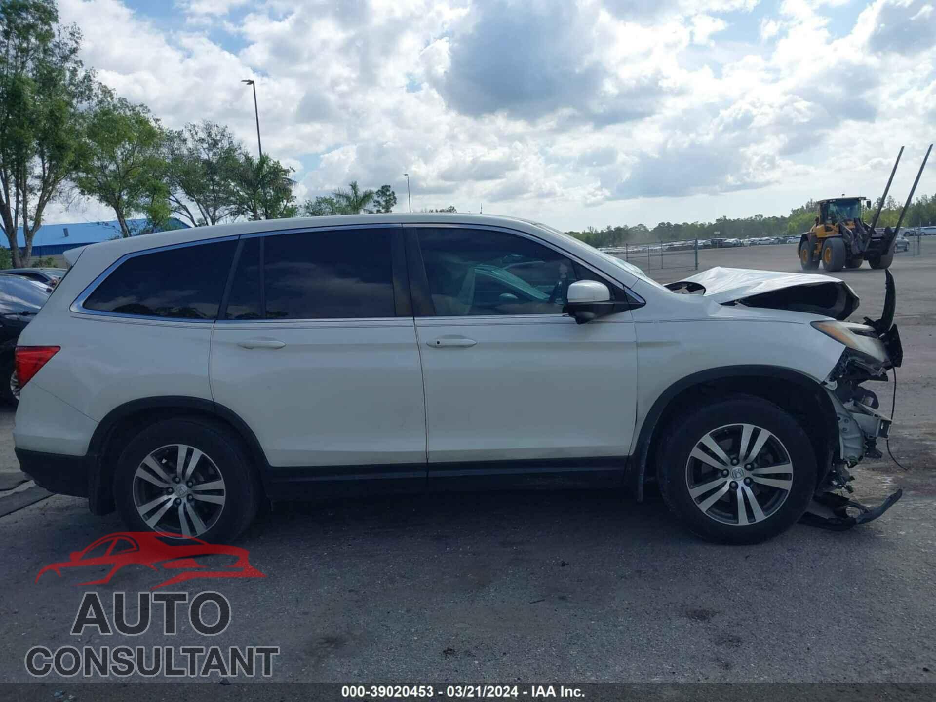 HONDA PILOT 2016 - 5FNYF5H51GB016153