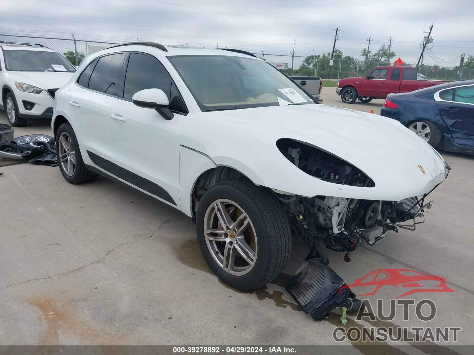 PORSCHE MACAN 2016 - WP1AB2A52GLB41311