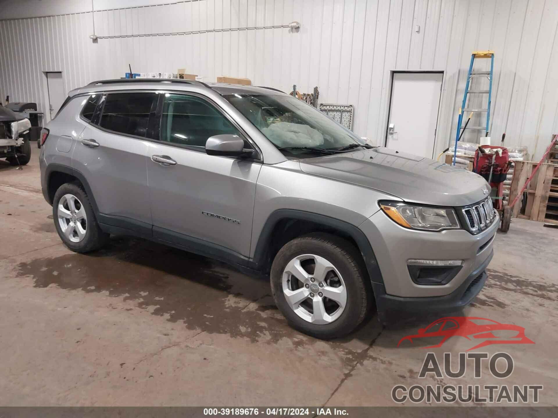 JEEP COMPASS 2018 - 3C4NJDBB3JT192236