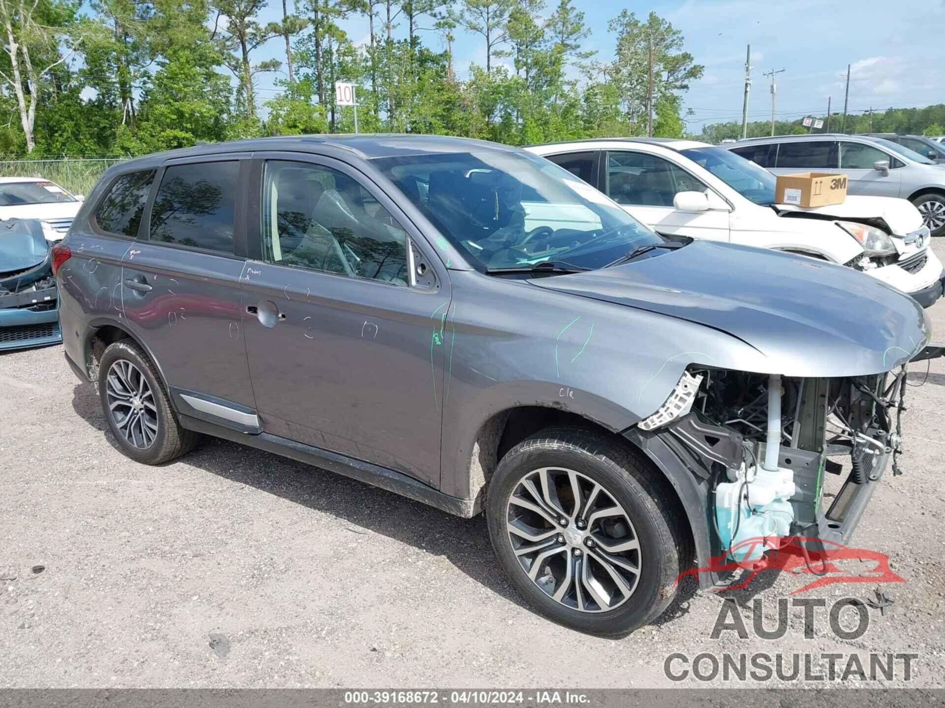 MITSUBISHI OUTLANDER 2018 - JA4AZ3A35JJ002336