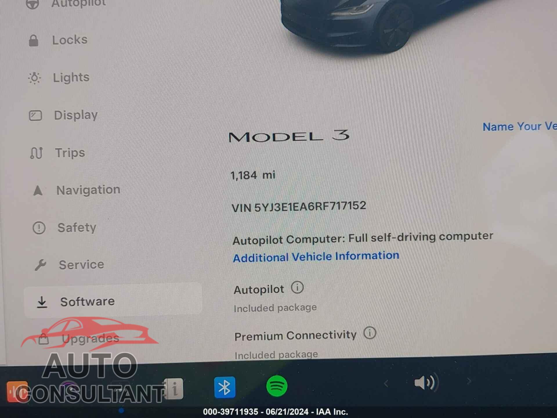 TESLA MODEL 3 2024 - 5YJ3E1EA6RF717152