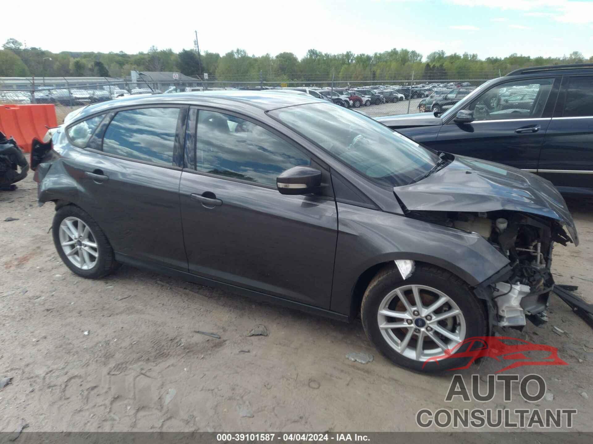 FORD FOCUS 2017 - 1FADP3K25HL201583