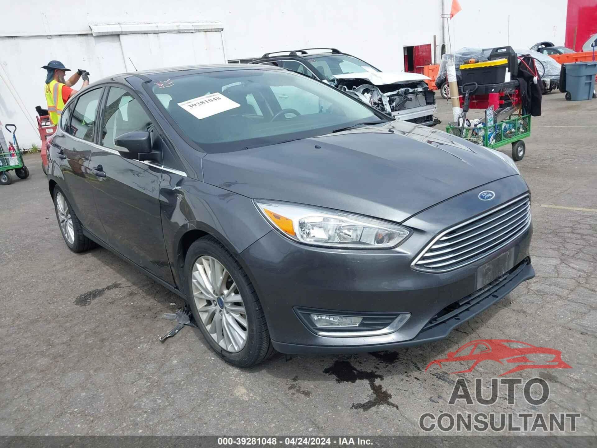 FORD FOCUS 2017 - 1FADP3N26HL349009