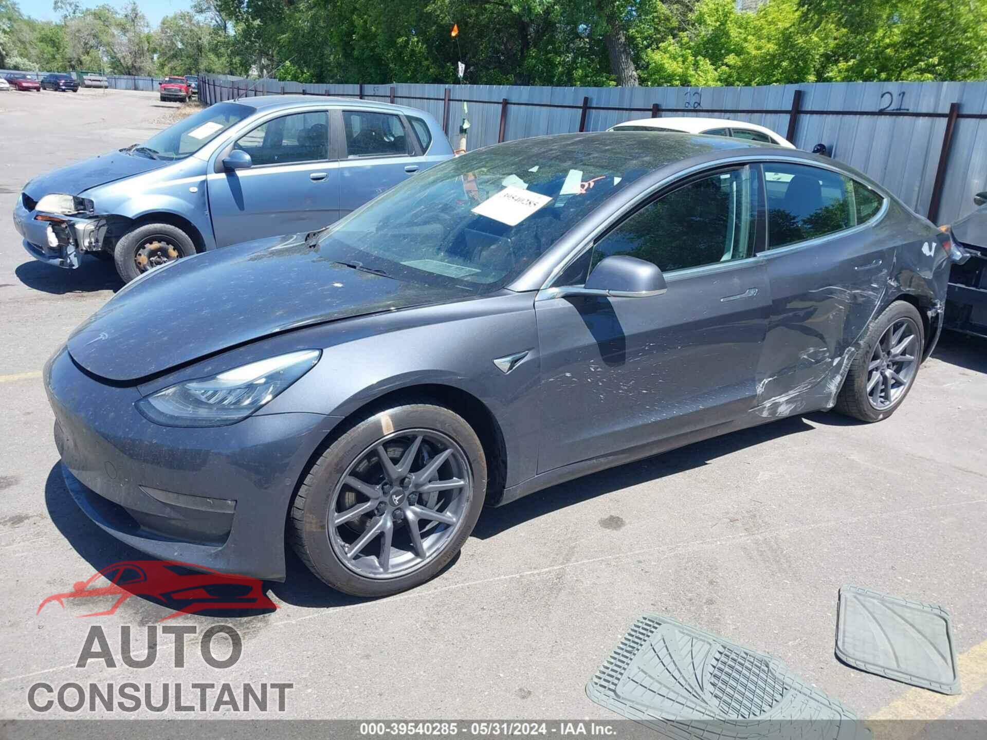 TESLA MODEL 3 2019 - 5YJ3E1EB3KF359619
