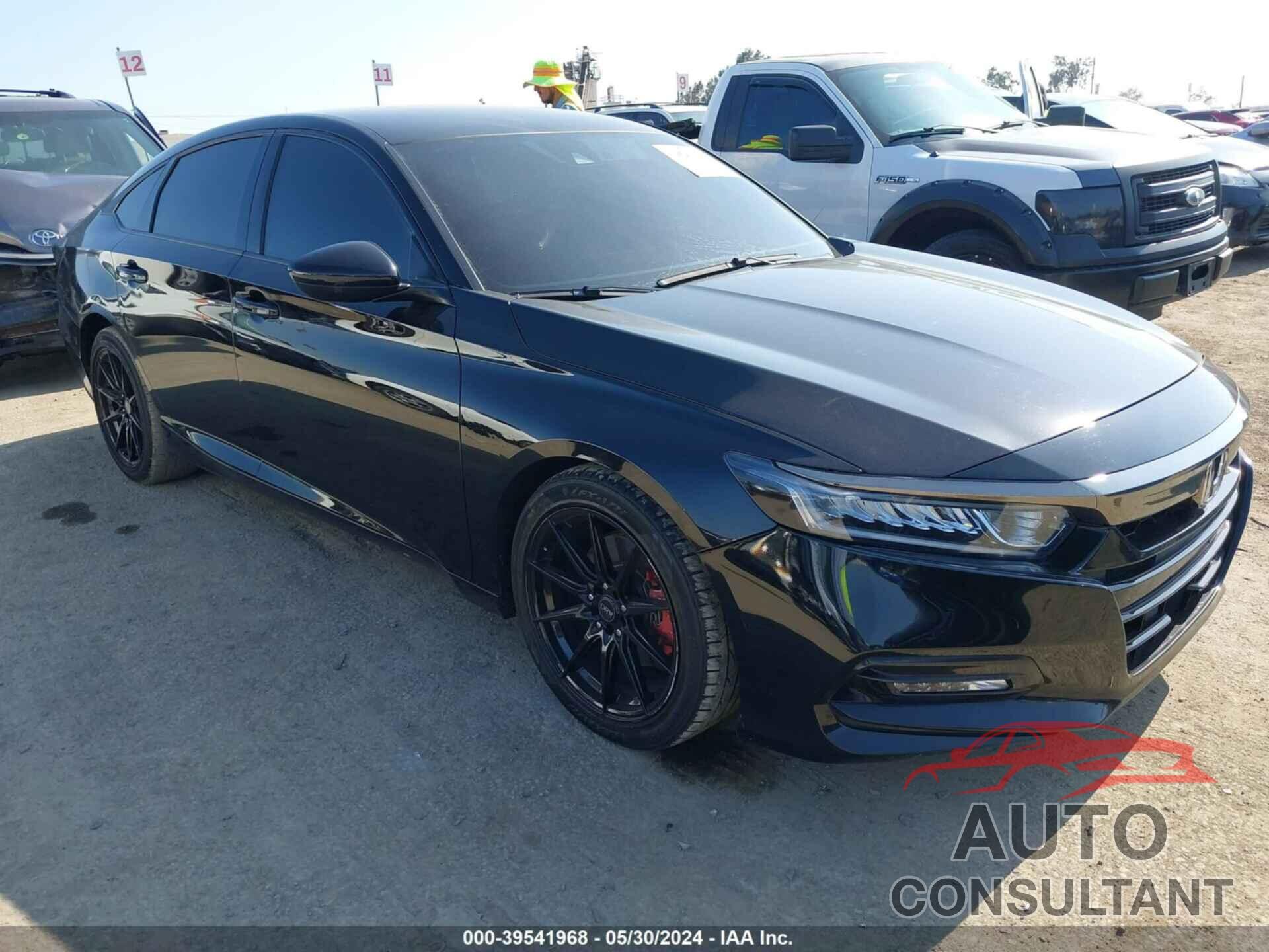 HONDA ACCORD 2018 - 1HGCV1F37JA207293