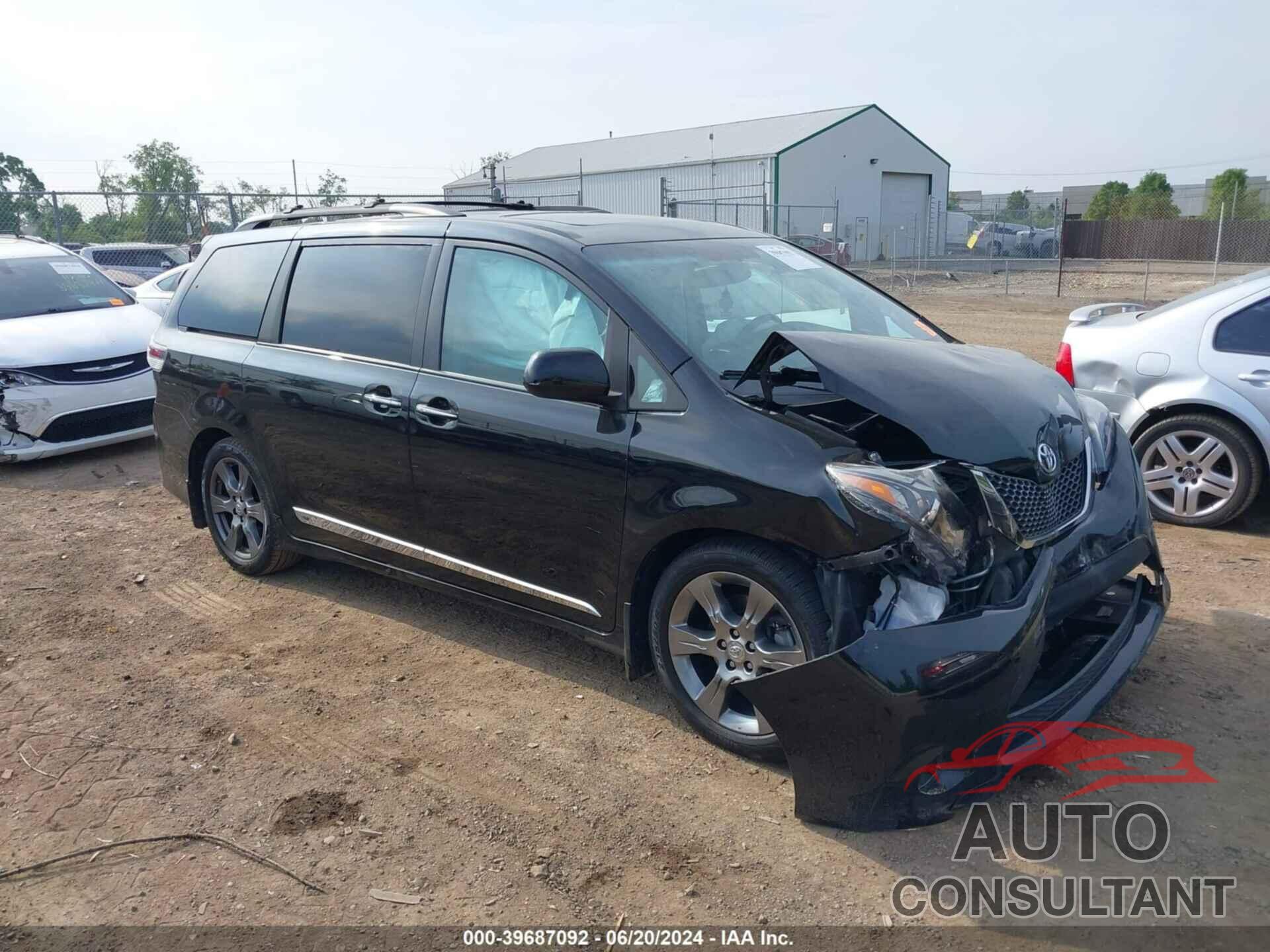 TOYOTA SIENNA 2017 - 5TDXZ3DC7HS820420