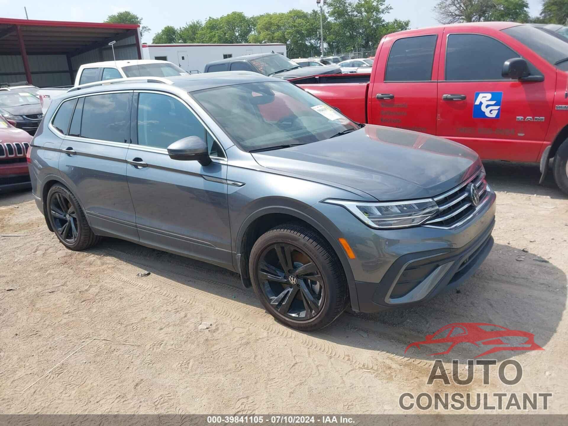 VOLKSWAGEN TIGUAN 2023 - 3VVMB7AX6PM022318