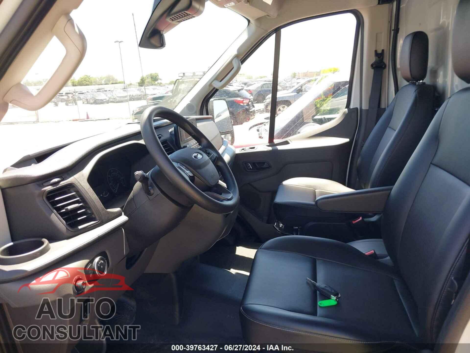 FORD TRANSIT-350 CARGO VAN 2022 - 1FTBW3UG2NKA74483