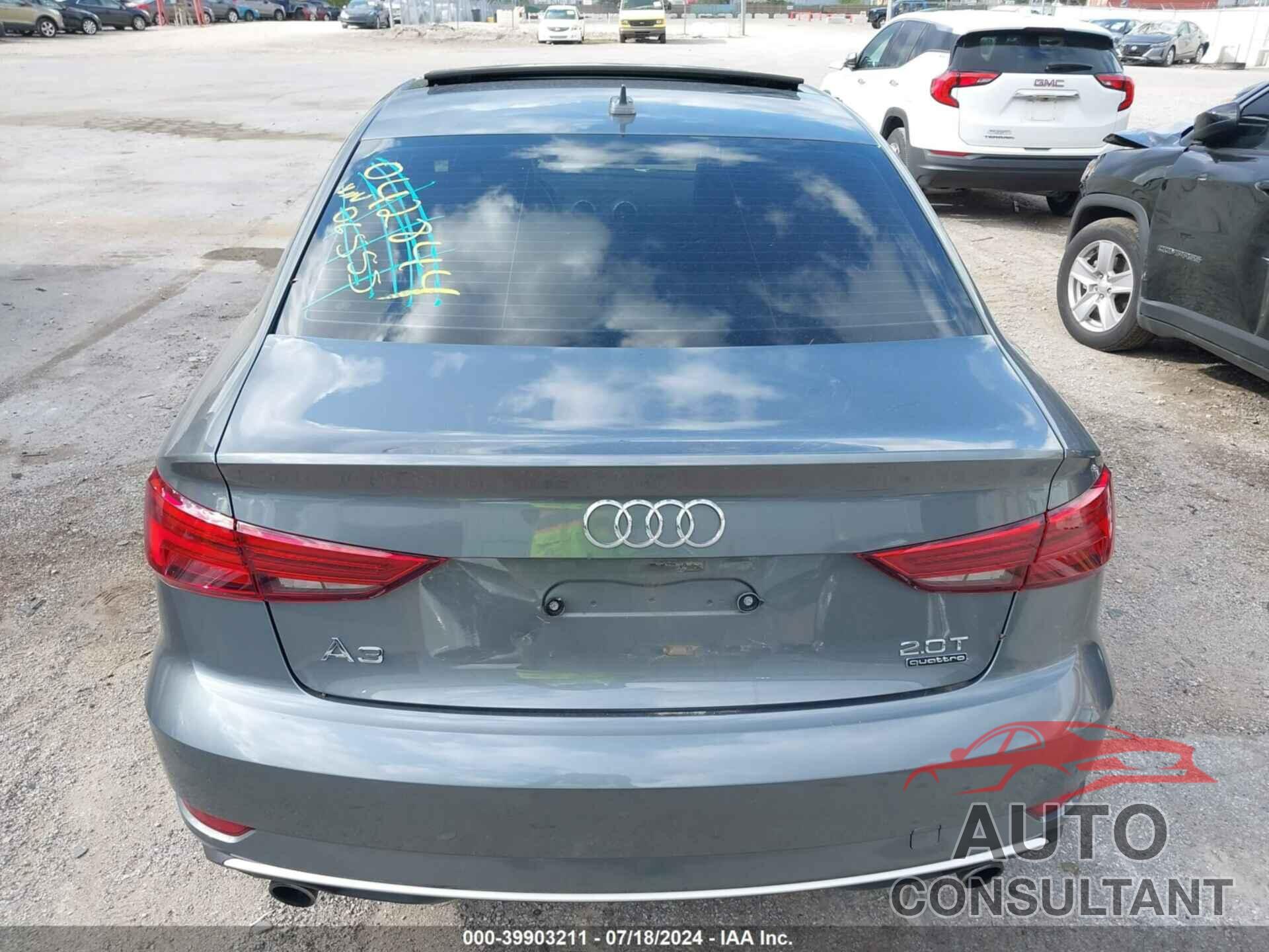 AUDI A3 2017 - WAUB8GFF6H1006555