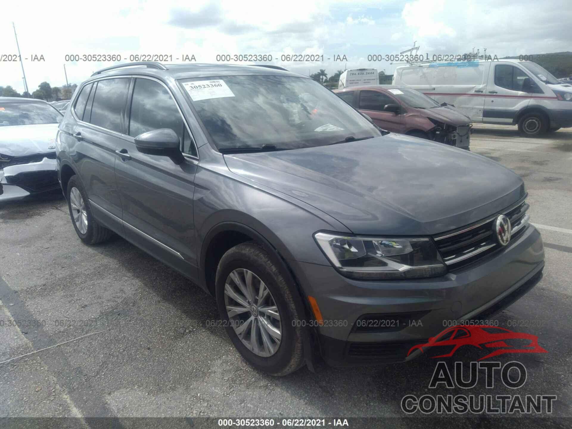 VOLKSWAGEN TIGUAN 2018 - 3VV3B7AX2JM151420