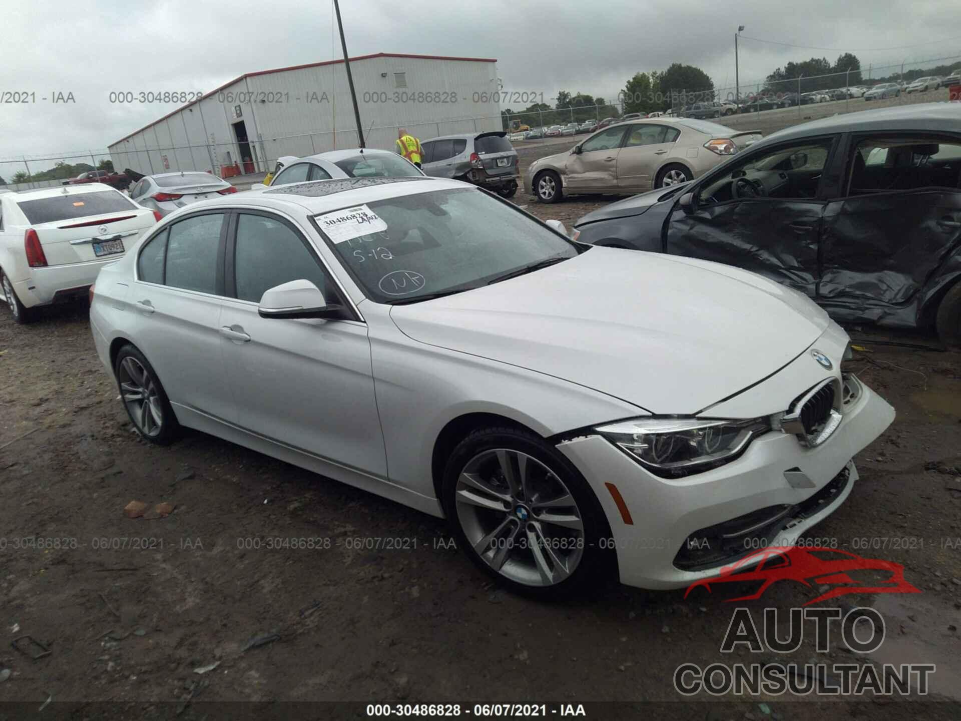 BMW 3 SERIES 2018 - WBA8E5C5XJA507506